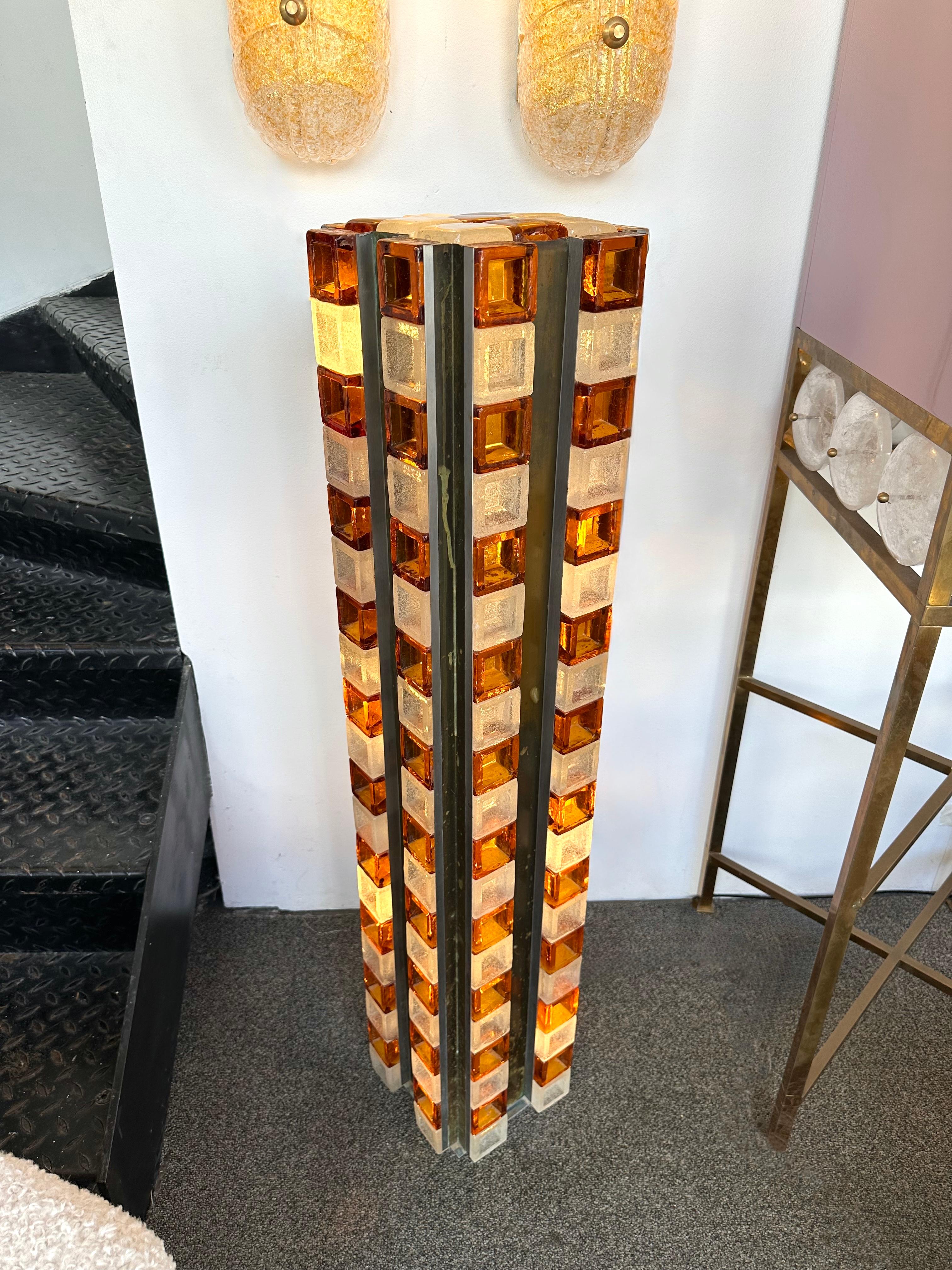 Mid-Century Modern Glass Cube Tower Floor Lamp by Poliarte, Italy, 1970s For Sale 2