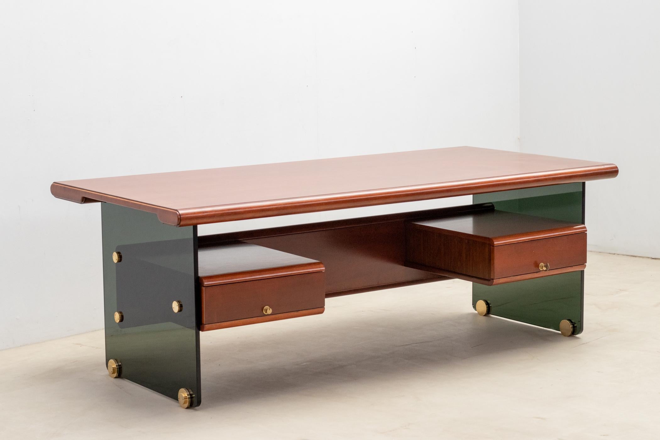 Italian Mid-Century Modern glass desk by Tosi, Italy 1960' For Sale