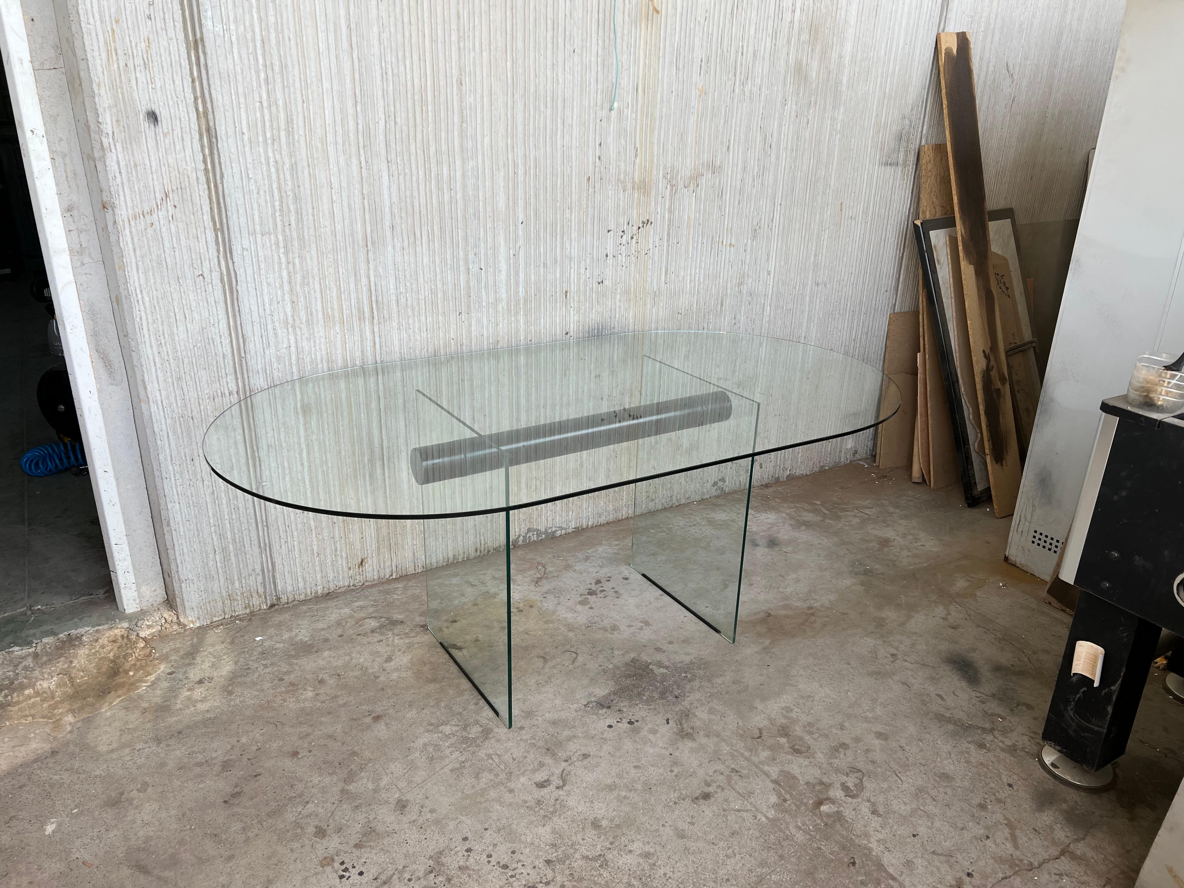 Mid-Century Modern Glass Dining Room Table with Glass Legs in the Pace Style For Sale 7