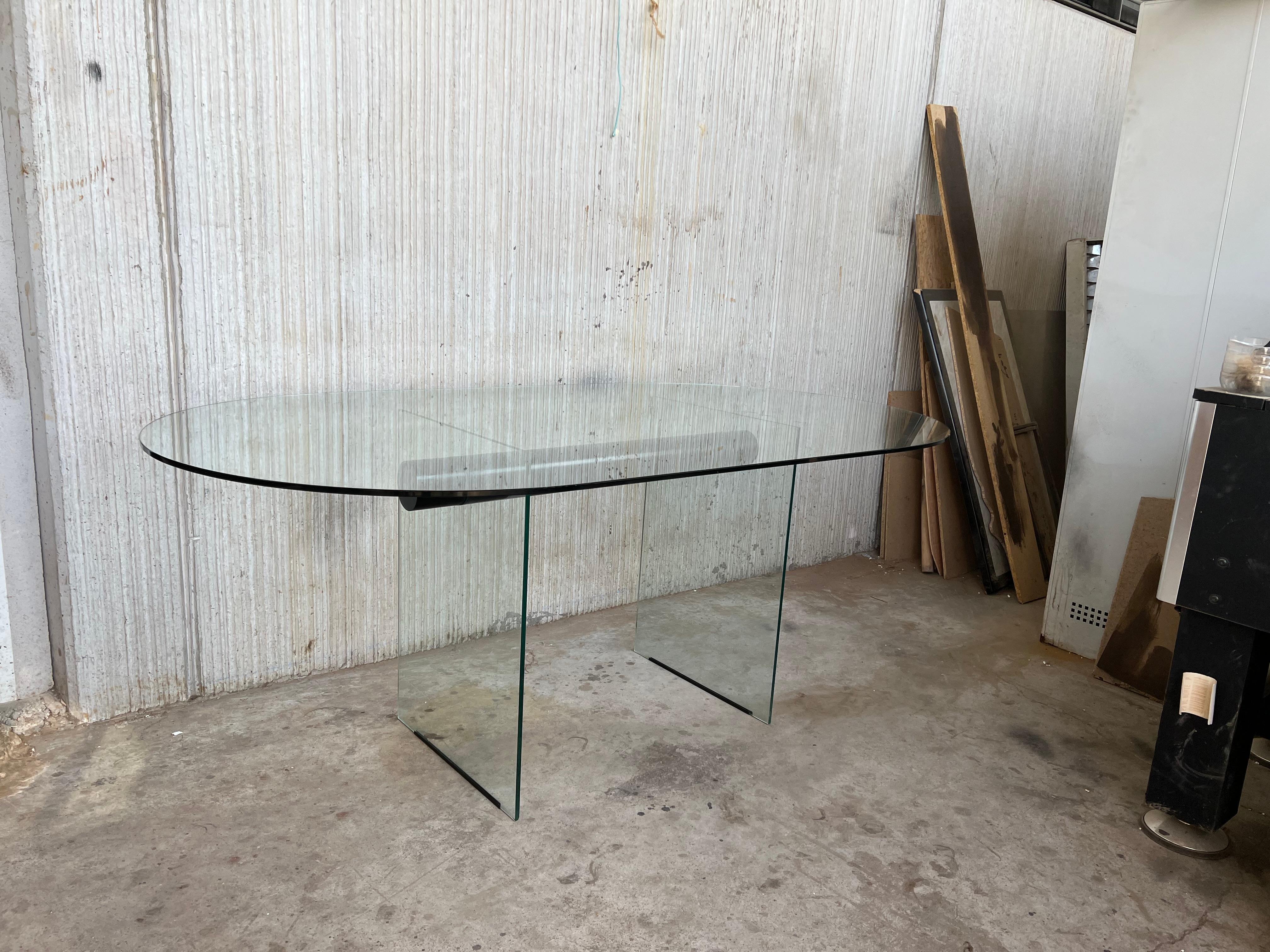 Mid-Century Modern Glass Dining Room Table with Glass Legs in the Pace Style For Sale 4