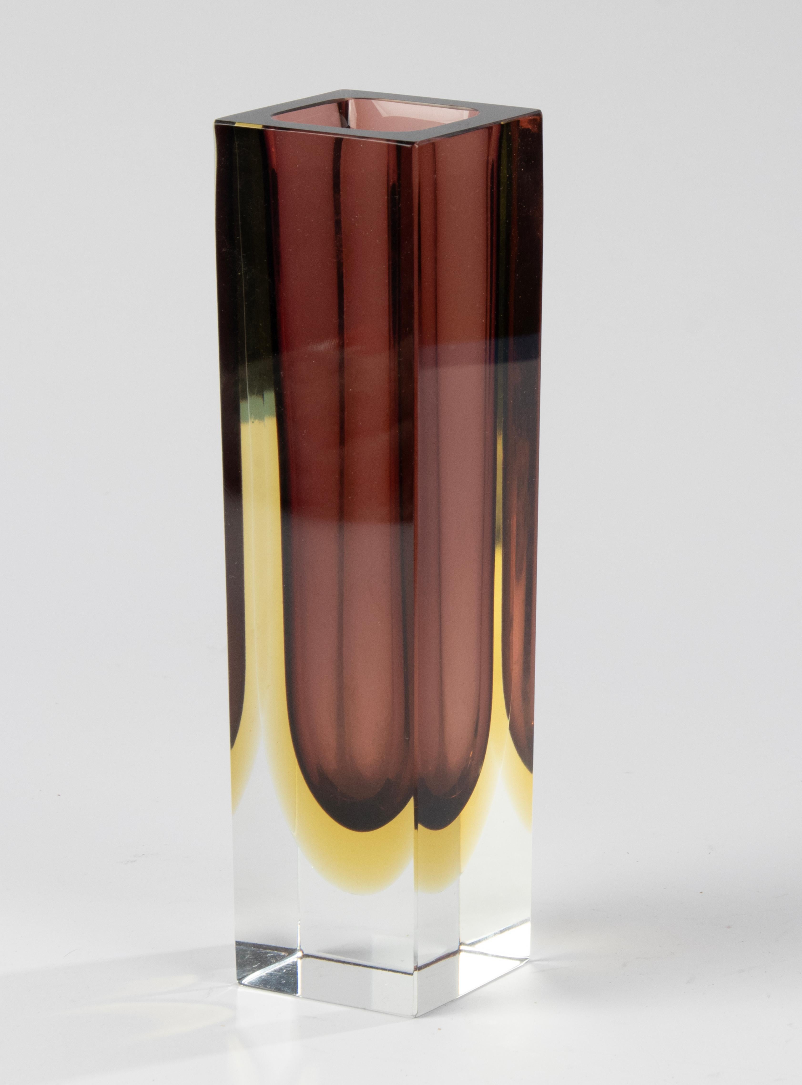 Moderne Sommerso-Vase aus Glas aus der Mitte des Jahrhunderts – Flavio Poli  (Handgefertigt) im Angebot