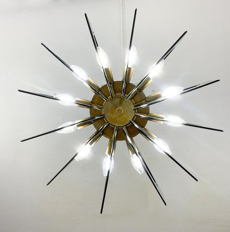 Mid-20th Century Mid-Century Modern Glass Suspension Fontana Arte Style, 1960s For Sale