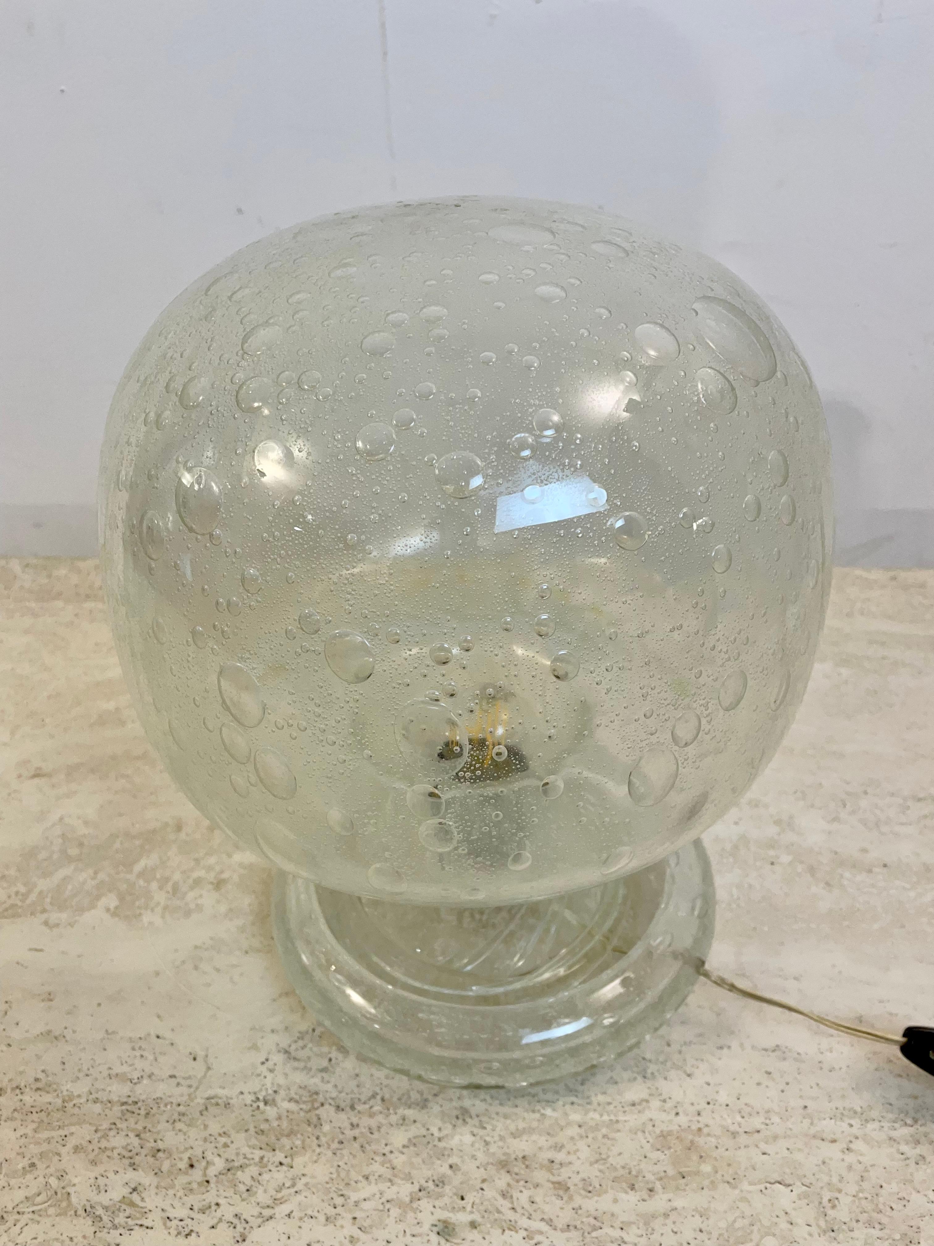 Mid-Century Modern Glass Table Lamp, 1960s In Good Condition For Sale In Brussels, BE