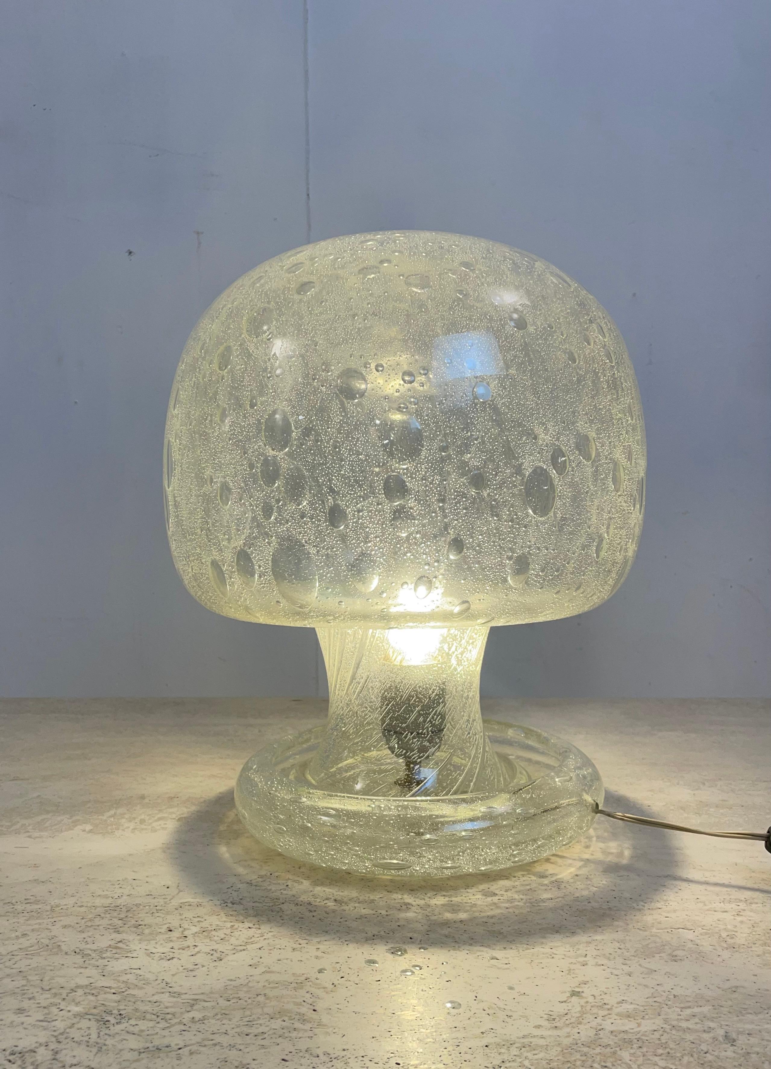 Mid-Century Modern Glass Table Lamp, 1960s For Sale 3