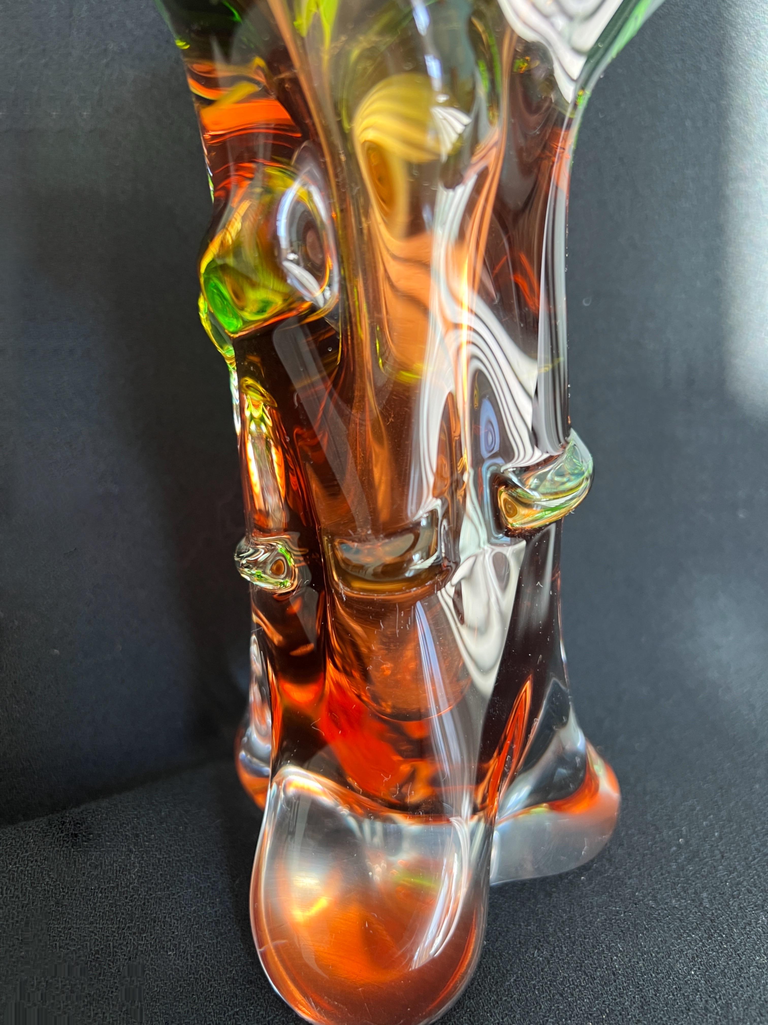 Vaso in vetro di metà secolo moderno di František Zemek per Glass Factory Mstisov in vendita 2