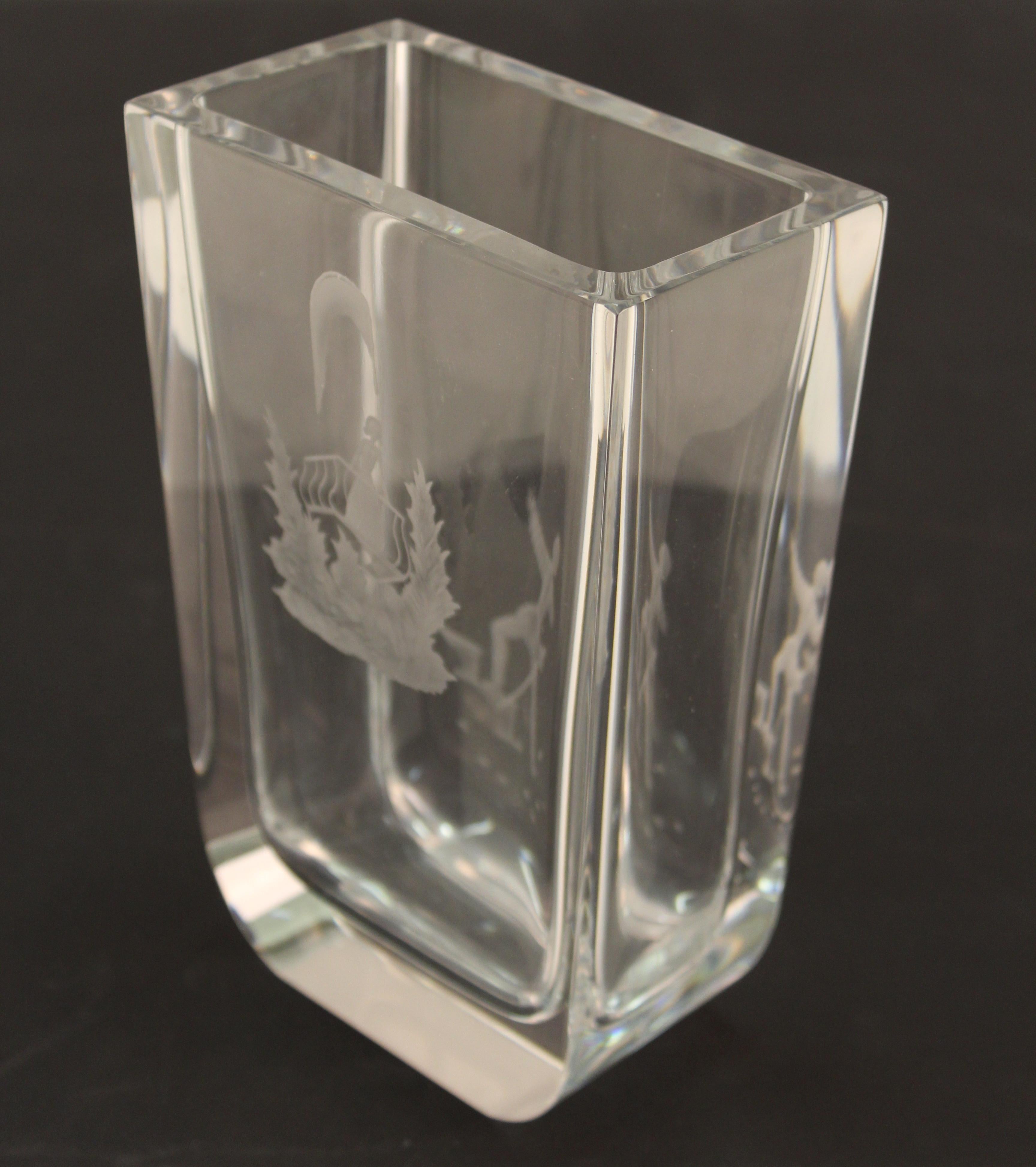 20th Century Mid-Century Modern Glass Vase with Etched Romeo and Juliet Balcony Scene