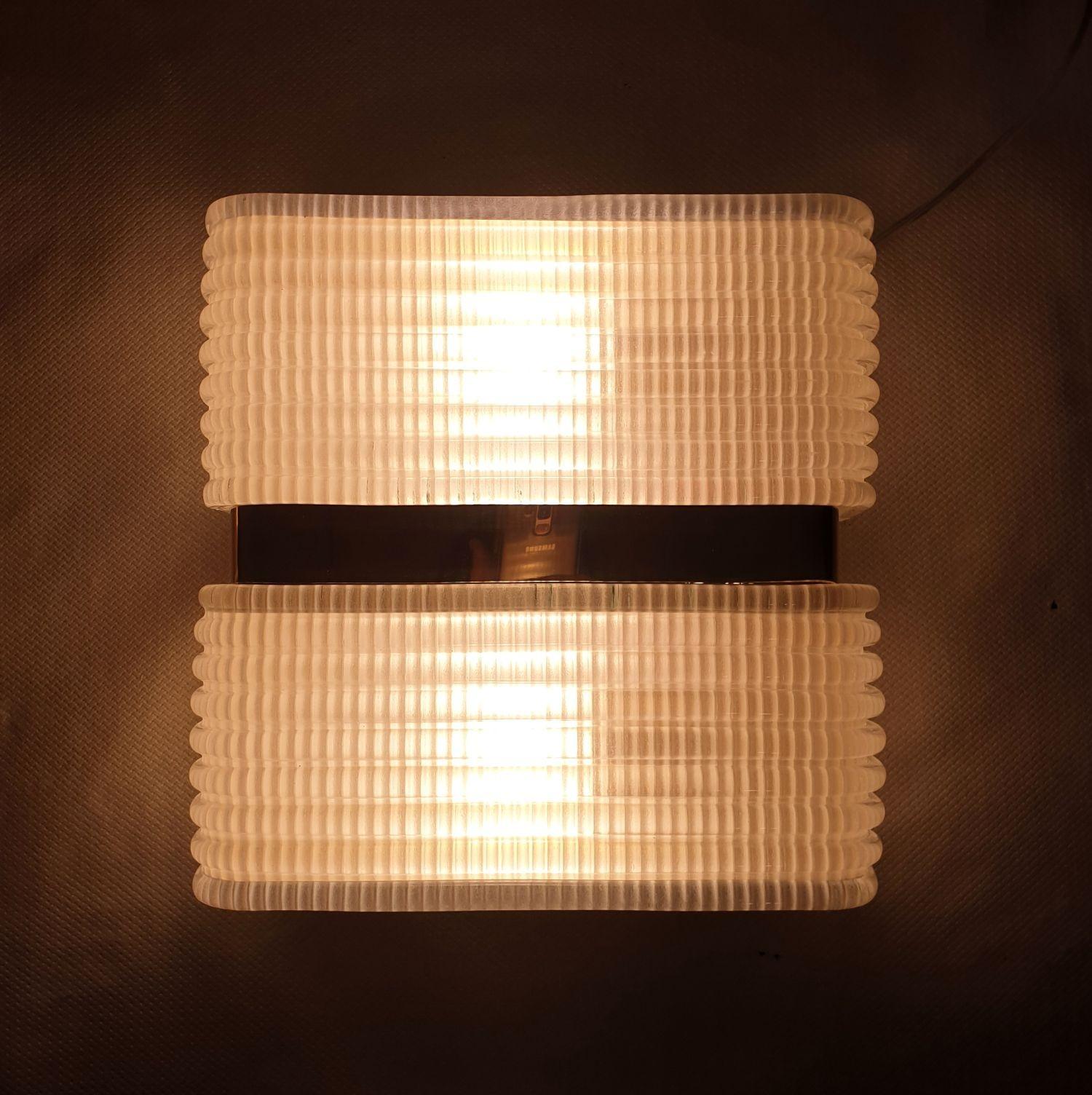 Mid-Century Modern glass wall sconces - Italy - a pair In Excellent Condition For Sale In Dallas, TX