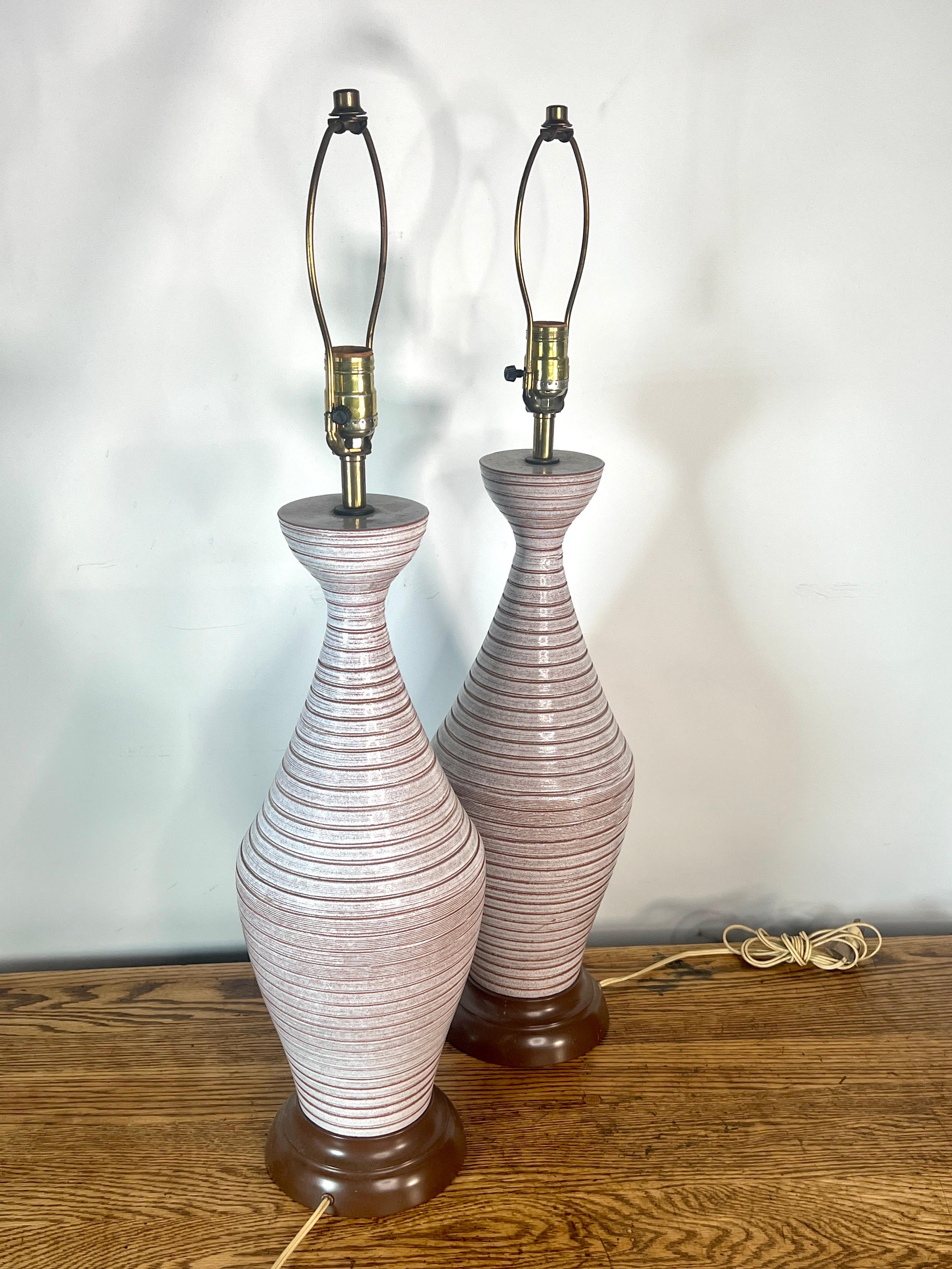 Unknown Mid-Century Modern Glazed Ceramic Table Lamps, a Pair For Sale