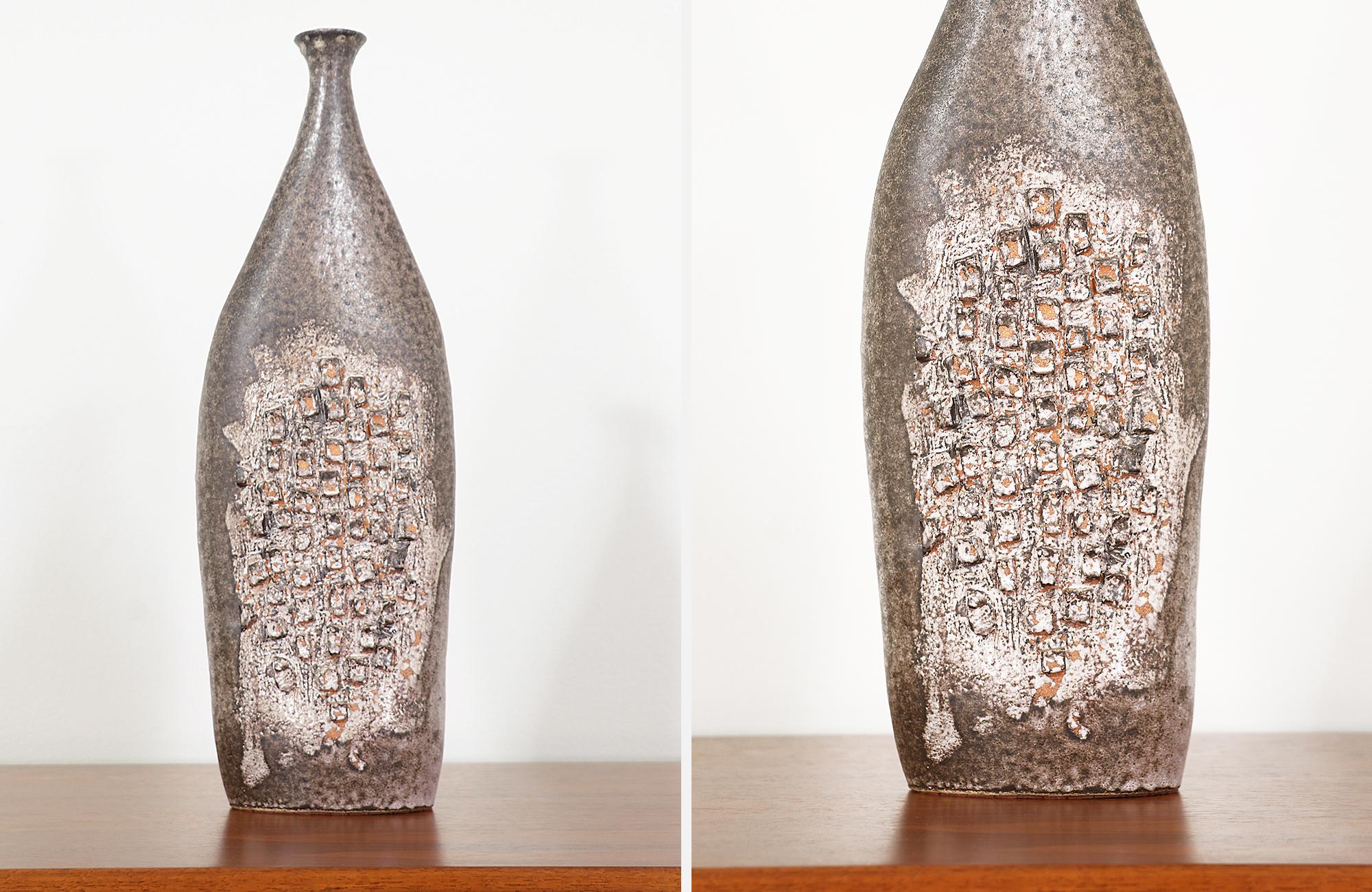 Mid-Century Modern Glazed Ceramic Vase In Excellent Condition In Los Angeles, CA
