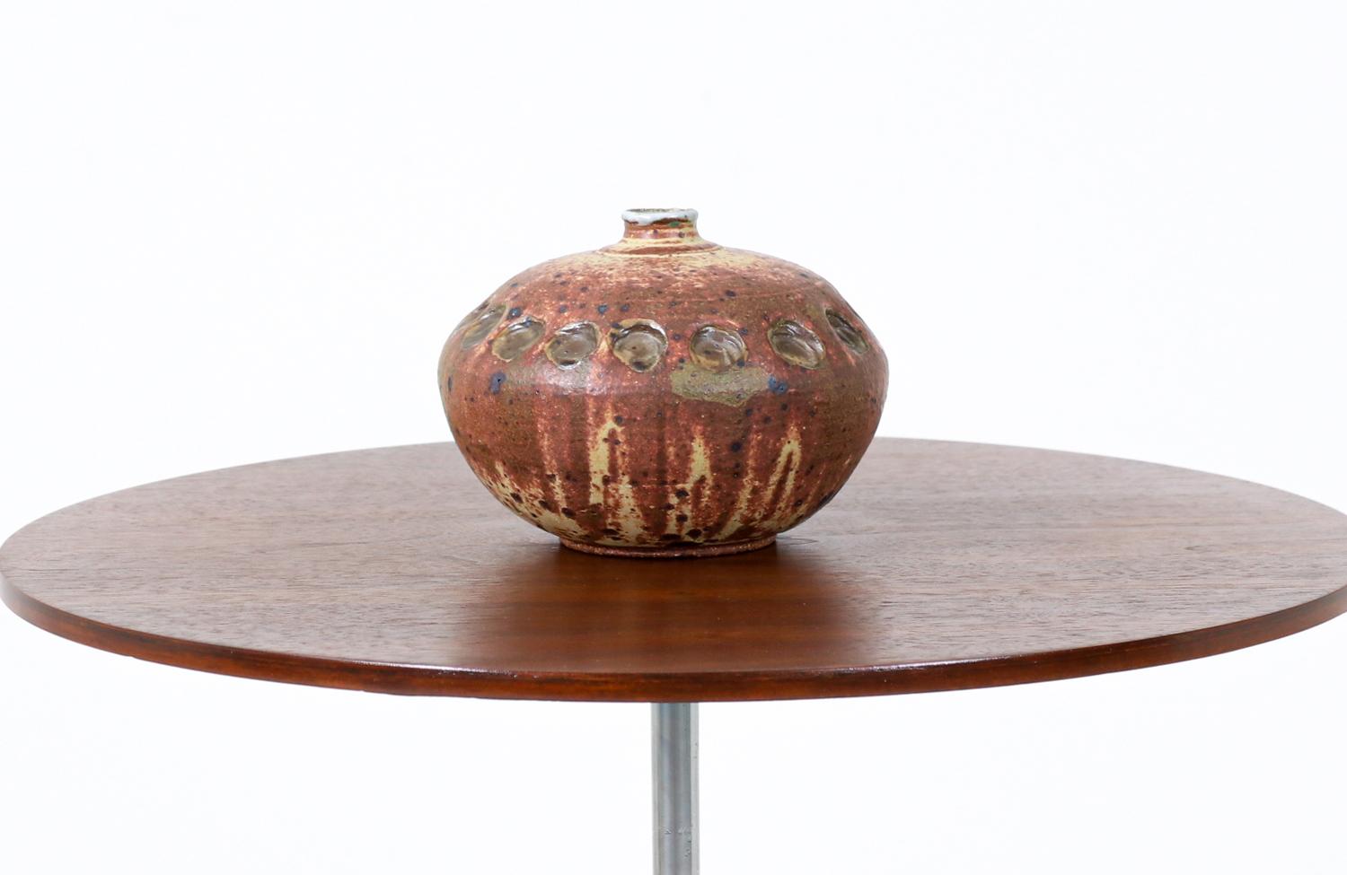Mid-Century Modern glazed ceramic weed pot vase.