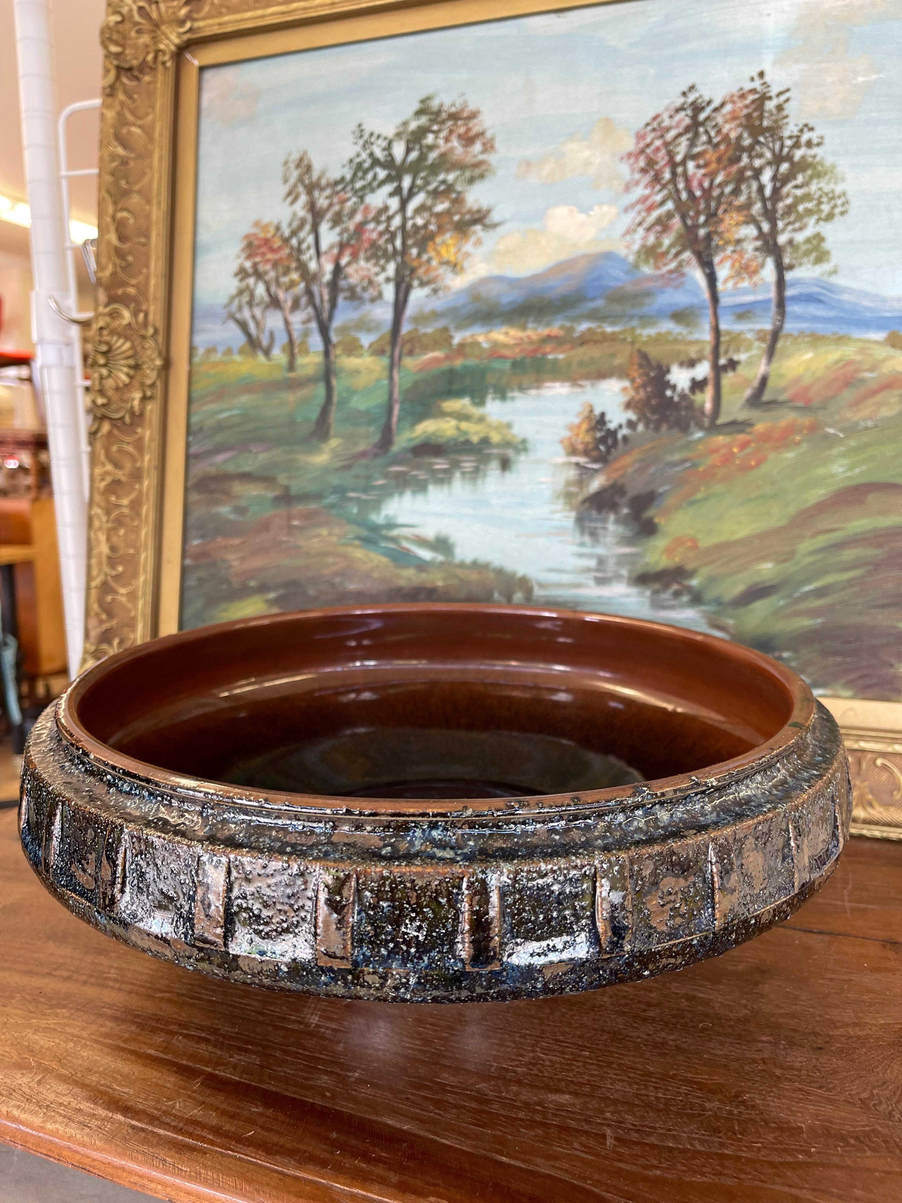 Late 20th Century Mid-Century Modern Glazed Studio Pottery Pedestal Bowl with Textured Lava For Sale