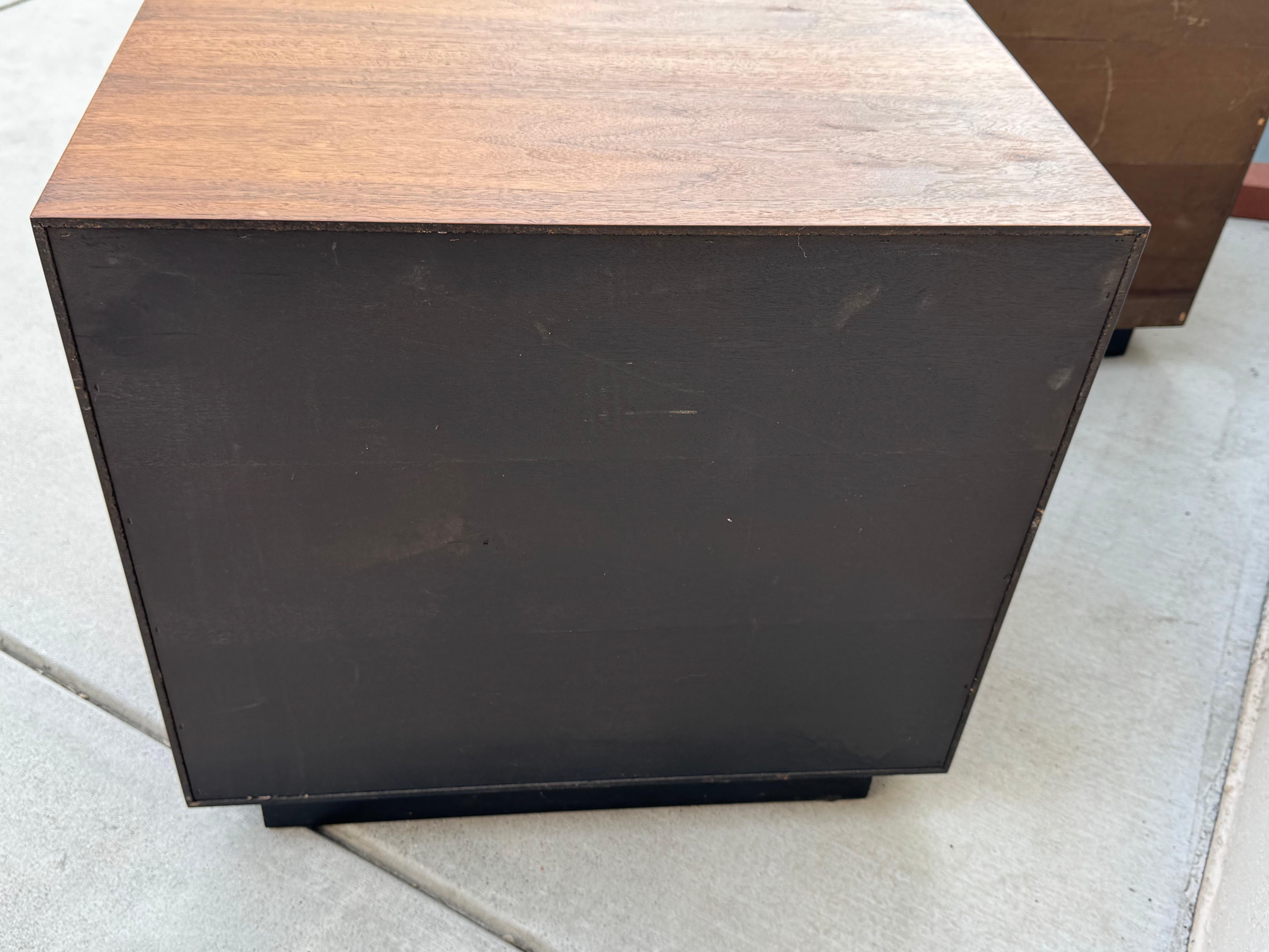 Mid-Century Modern Glenn Of California Night Stands Designed By John Kapel im Angebot 10