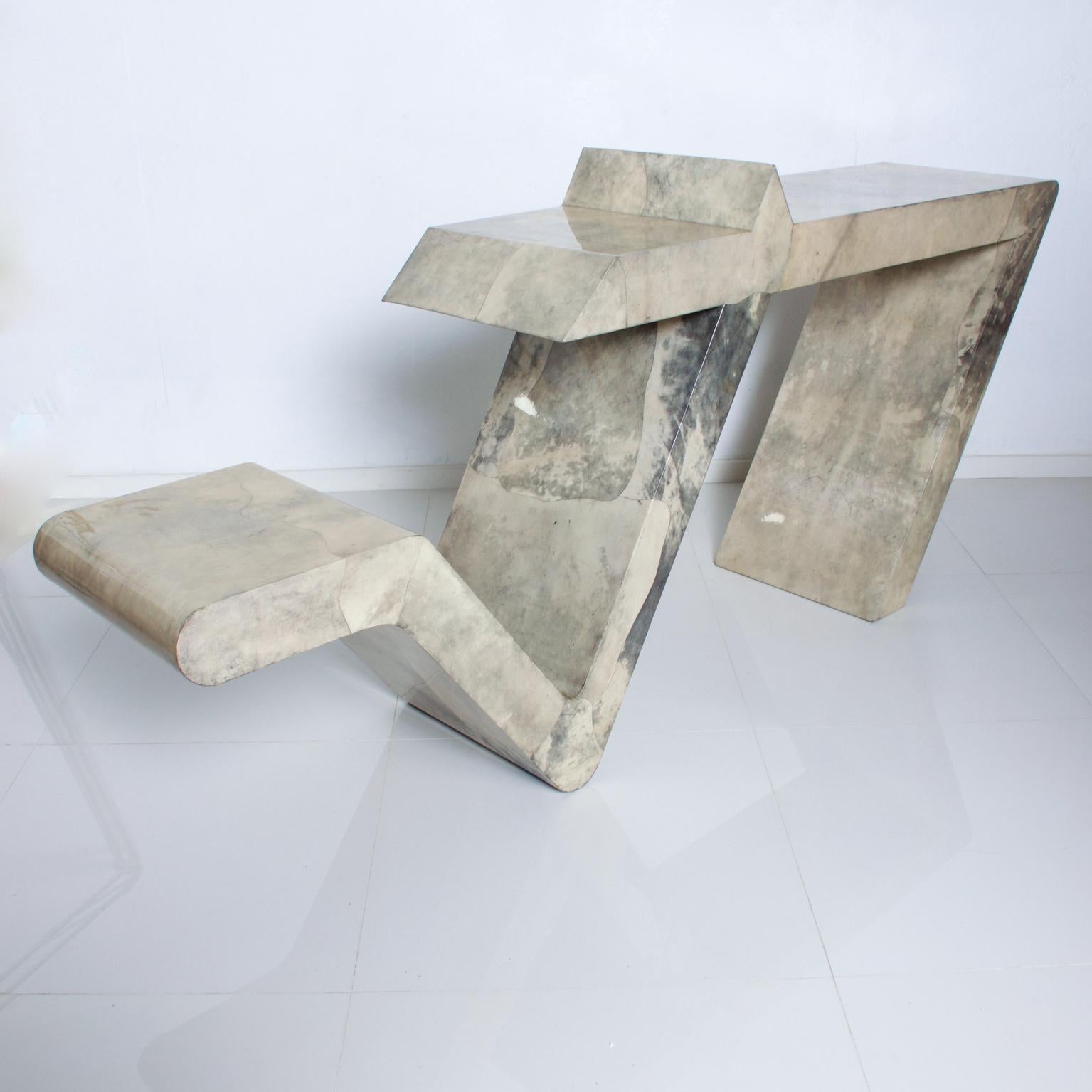 Mid-Century Modern Goatskin Parchment Sculptural Console Table In Good Condition In Chula Vista, CA