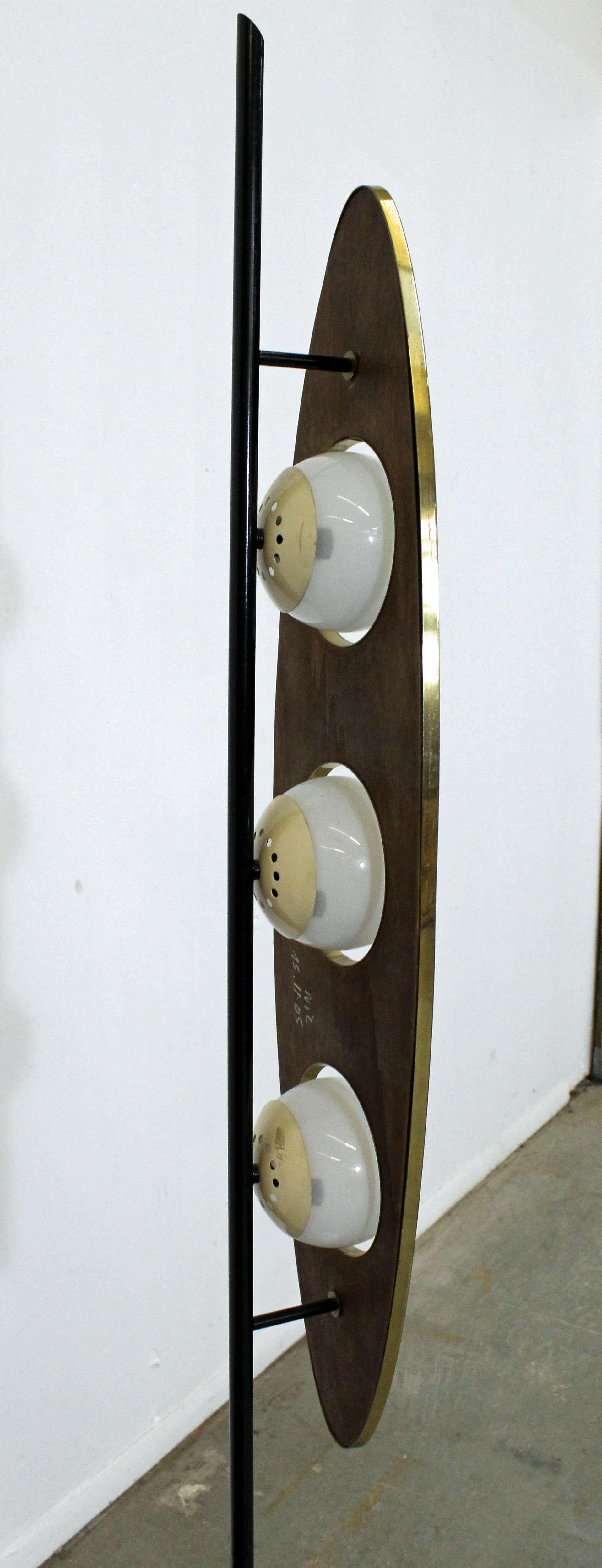 Lampadaire en noyer de style Surfboard de Goffredo Reggiani, moderne du milieu du siècle dernier Bon état à Wilmington, DE