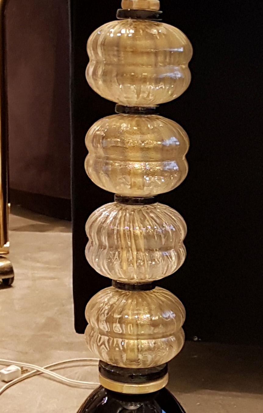 Italian Pair of Mid-Century Modern Gold/Black Murano Glass table Lamps, Venini Style