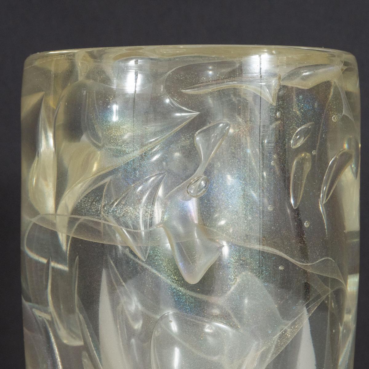 Mid-Century Modern Gold-Flecked Art Glass Vase For Sale 6