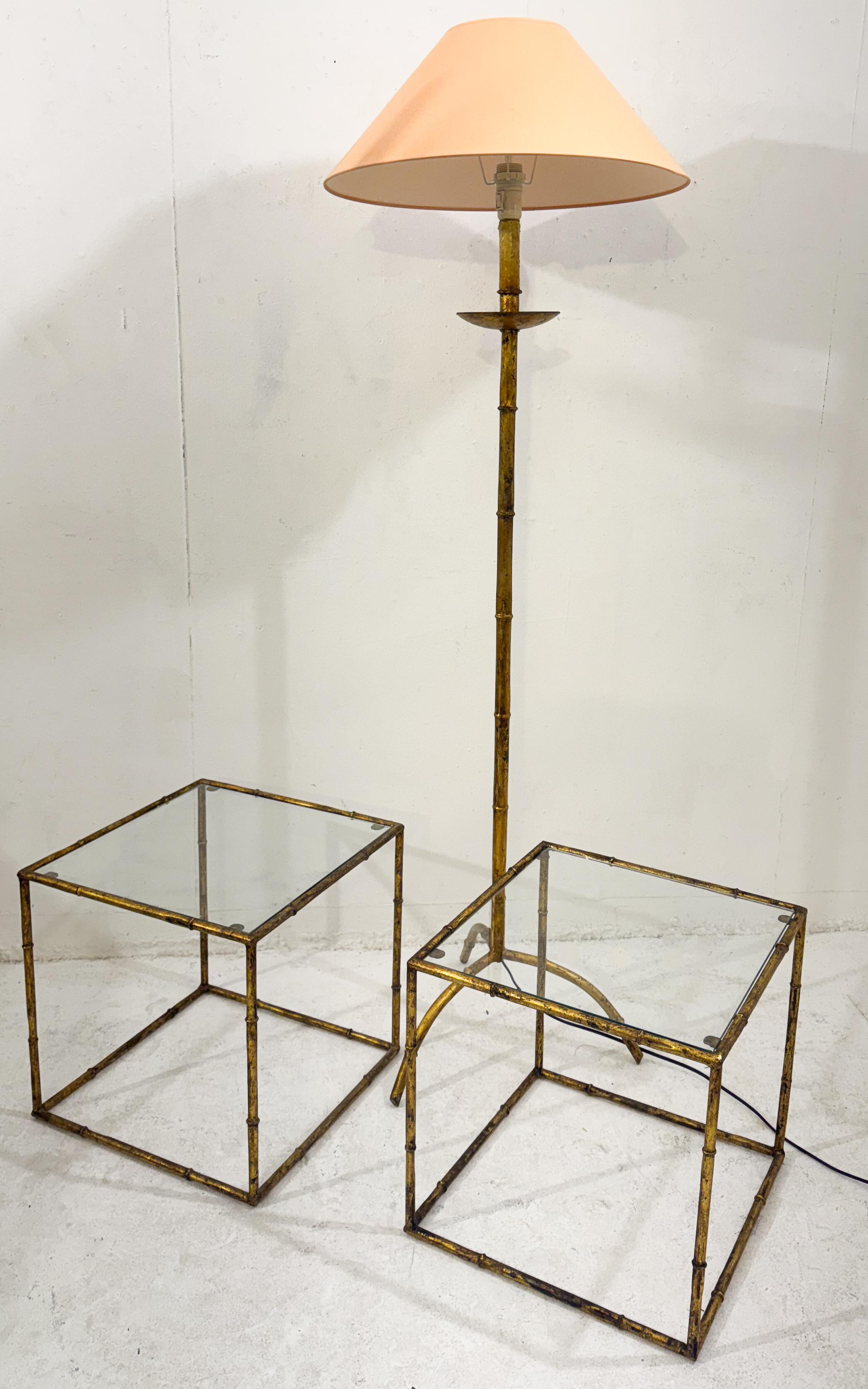 Lampada da terra moderna di metà secolo in metallo dorato e finto bambù, in stile Maison Baguès, Francia