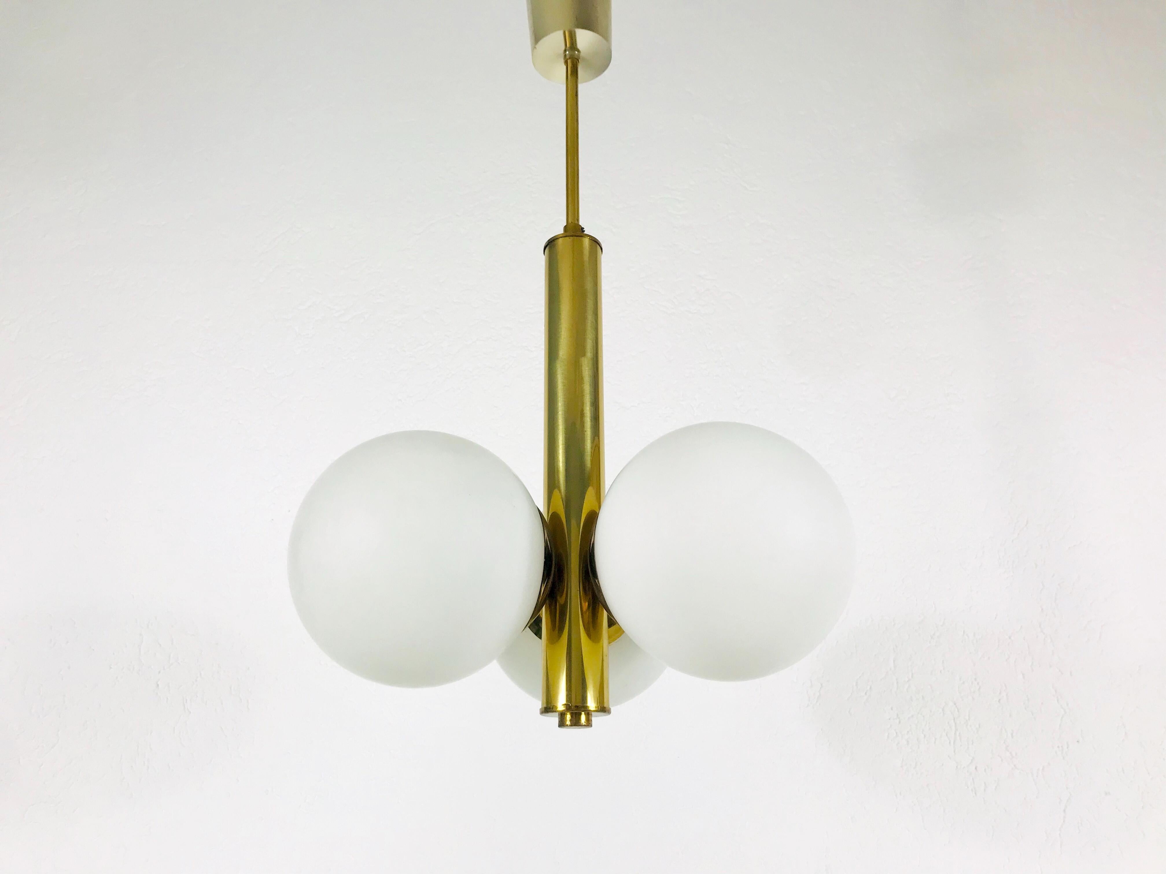 Metal Mid-Century Modern Golden Kaiser 3-Arm Space Age Chandelier, 1960s, Germany For Sale