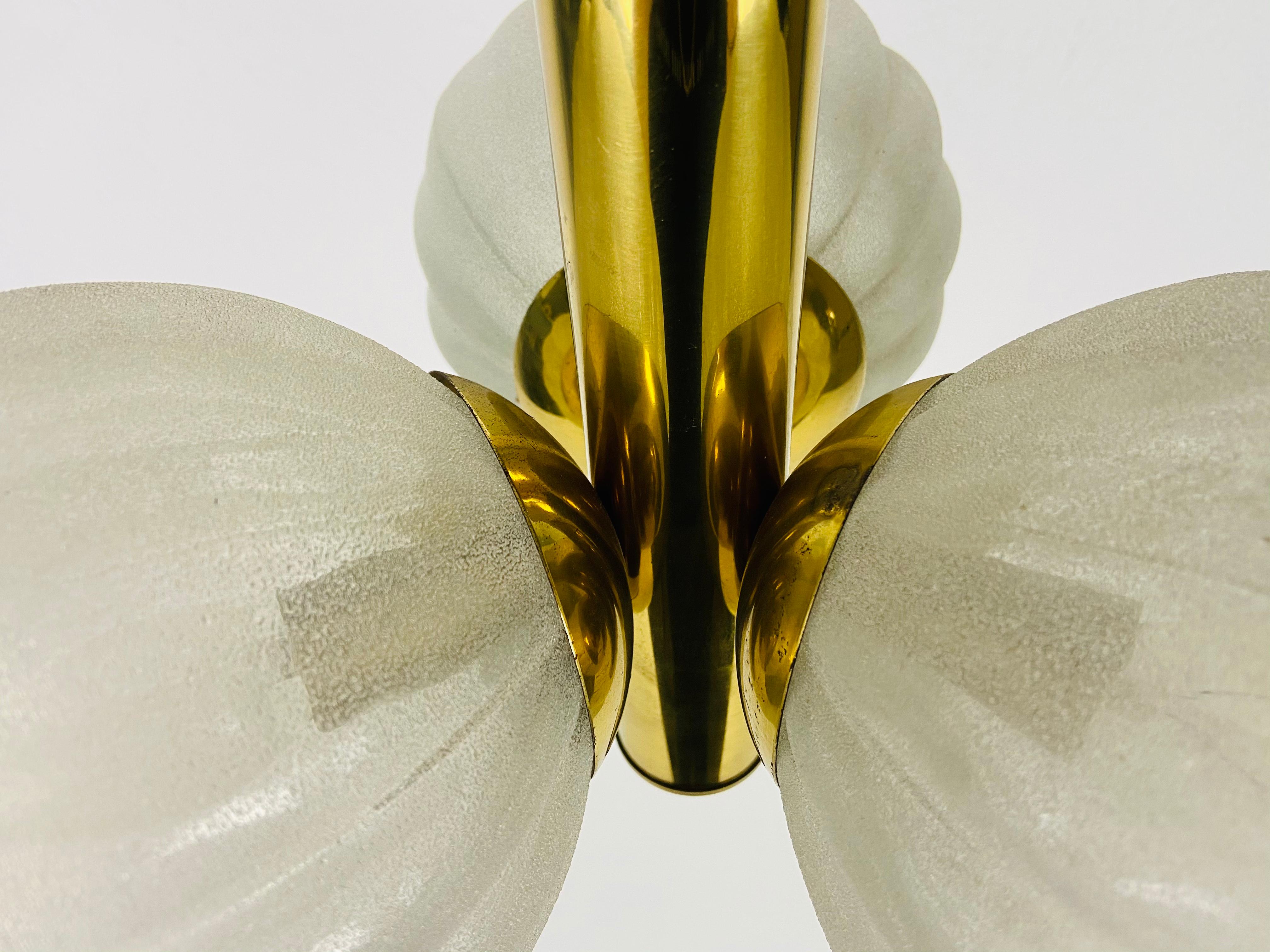 Metà XX secolo Lampadario a 3 bracci Golden Kaiser, Modern Age, 1960, Germania in vendita