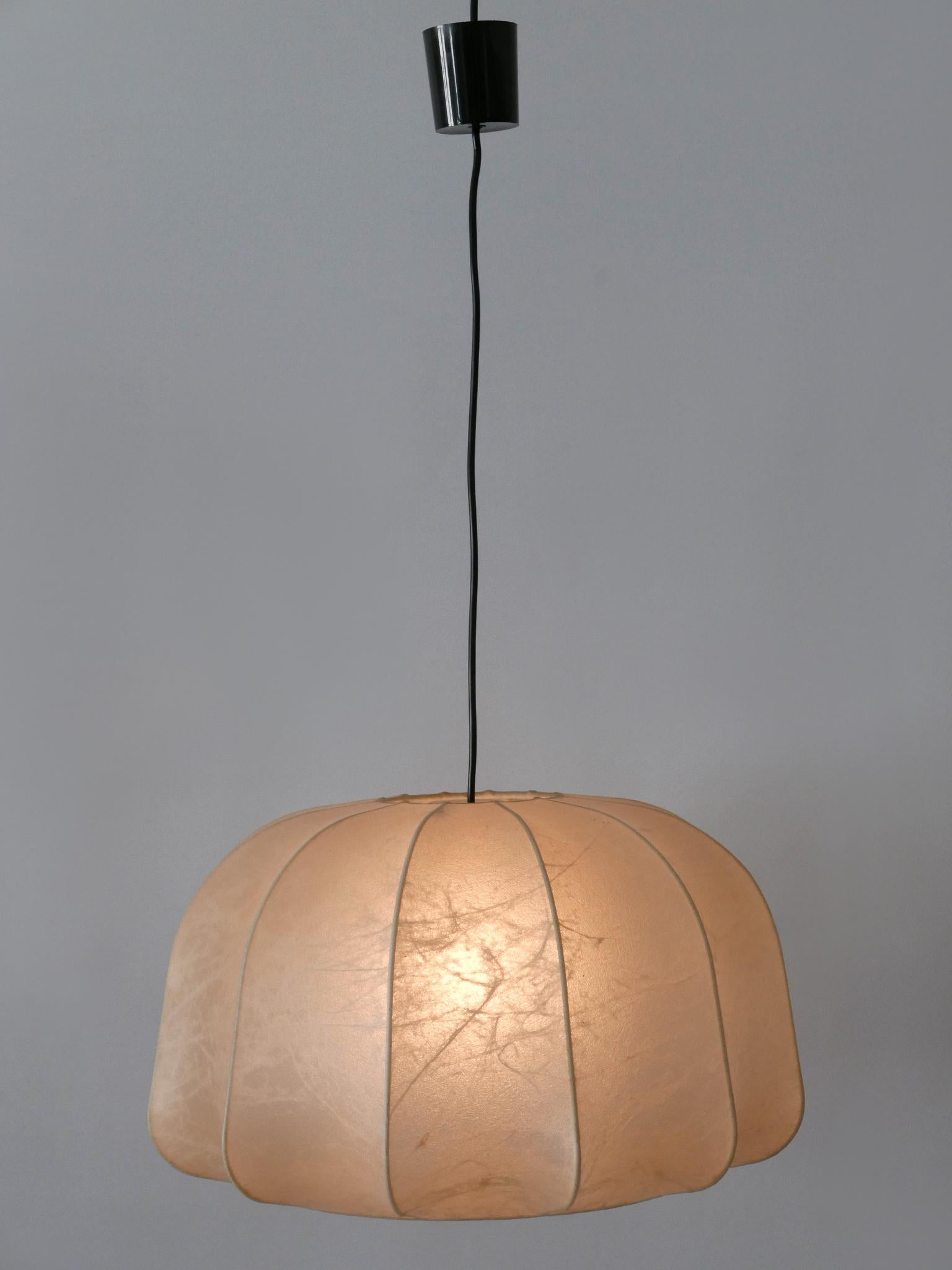 Allemand Lampe pendante ou suspension Cocoon Goldkant Modernity Allemagne 1960s en vente