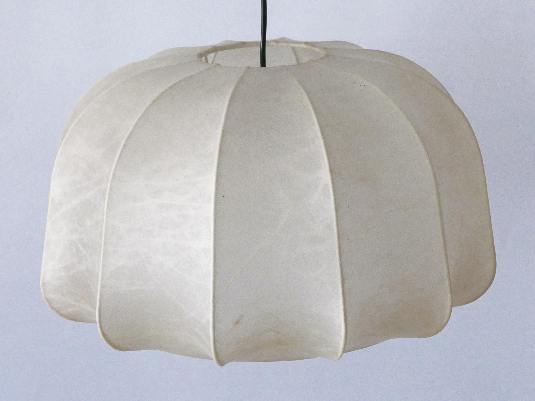Milieu du XXe siècle Lampe pendante ou suspension Cocoon Goldkant Modernity Allemagne 1960s en vente