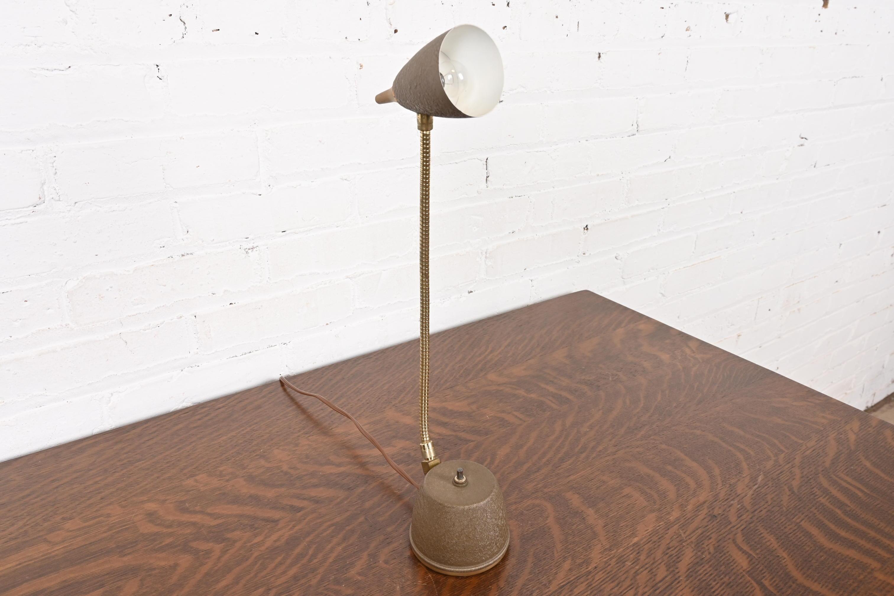 American Mid-Century Modern Gooseneck Desk Lamp or Table Lamp, Circa 1950s For Sale