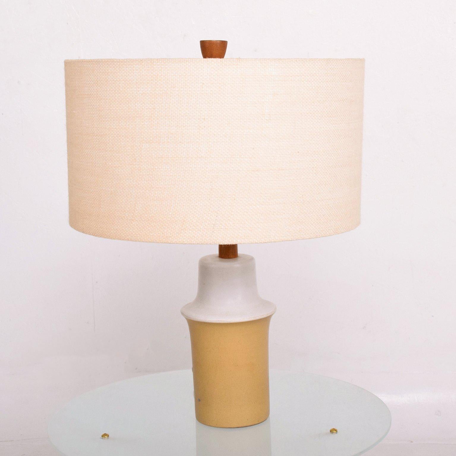 Mid Century Modern Gordon Martz Ceramic Table Lamp 2