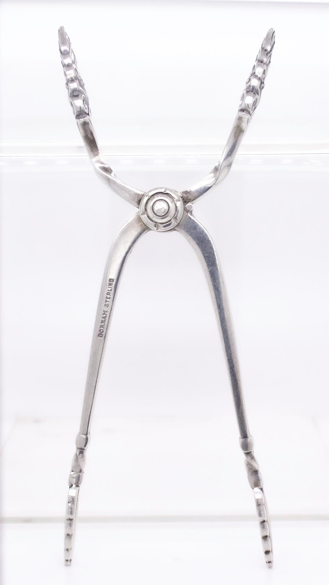 The Modern Modernity Gorham Sterling Silver Old Sovereign Sugar Tongs or Nips (Pince à sucre ou Nips)  en vente 6