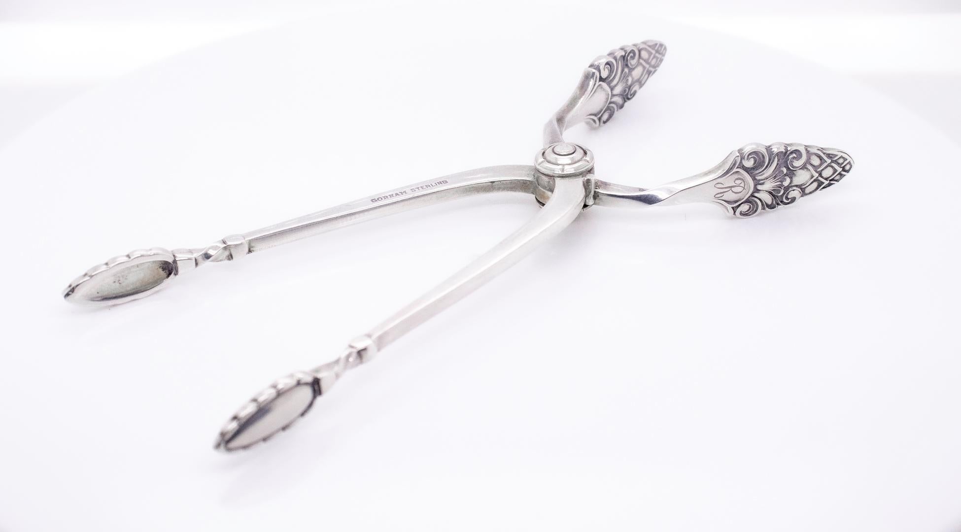 Modernist Mid-Century Modern Gorham Sterling Silver Old Sovereign Sugar Tongs or Nips  For Sale