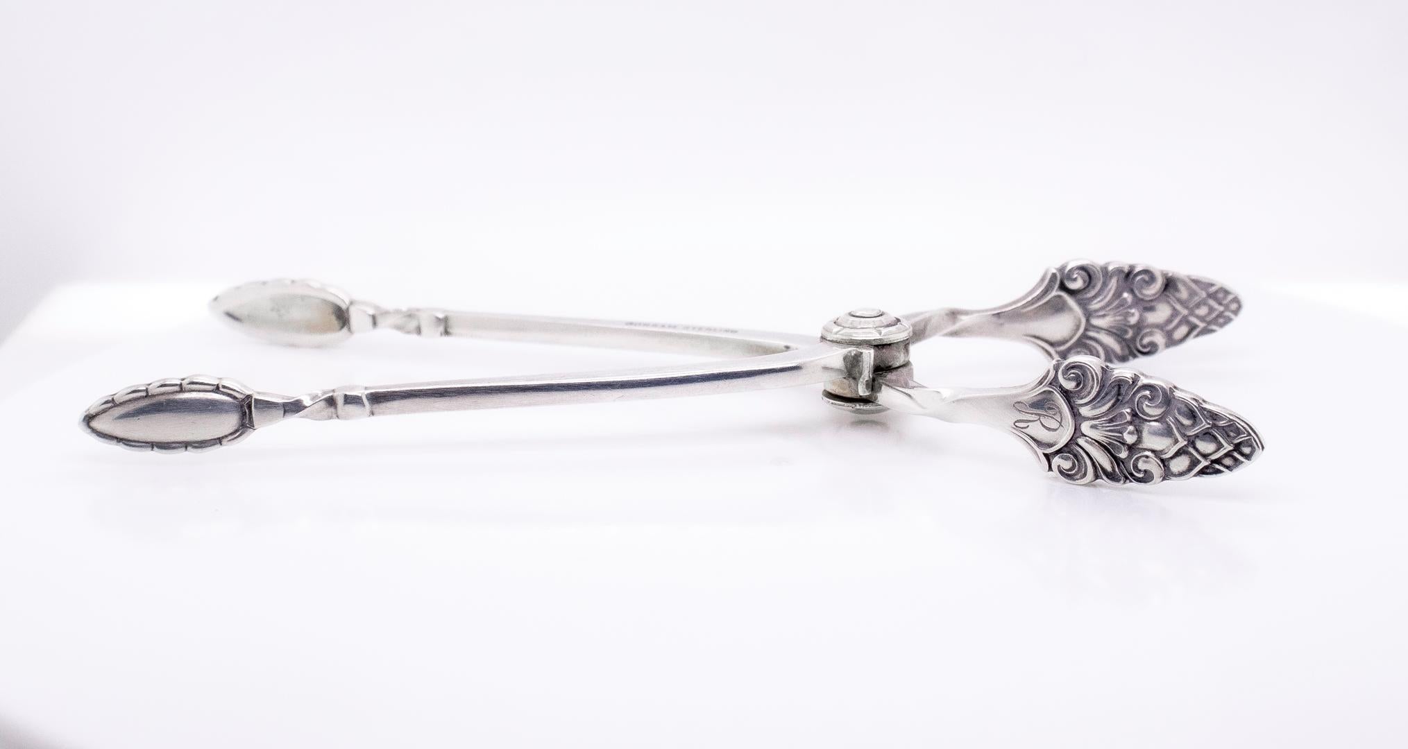 Mid-Century Modern Gorham Sterling Silver Old Sovereign Sugar Tongs or Nips  For Sale 4