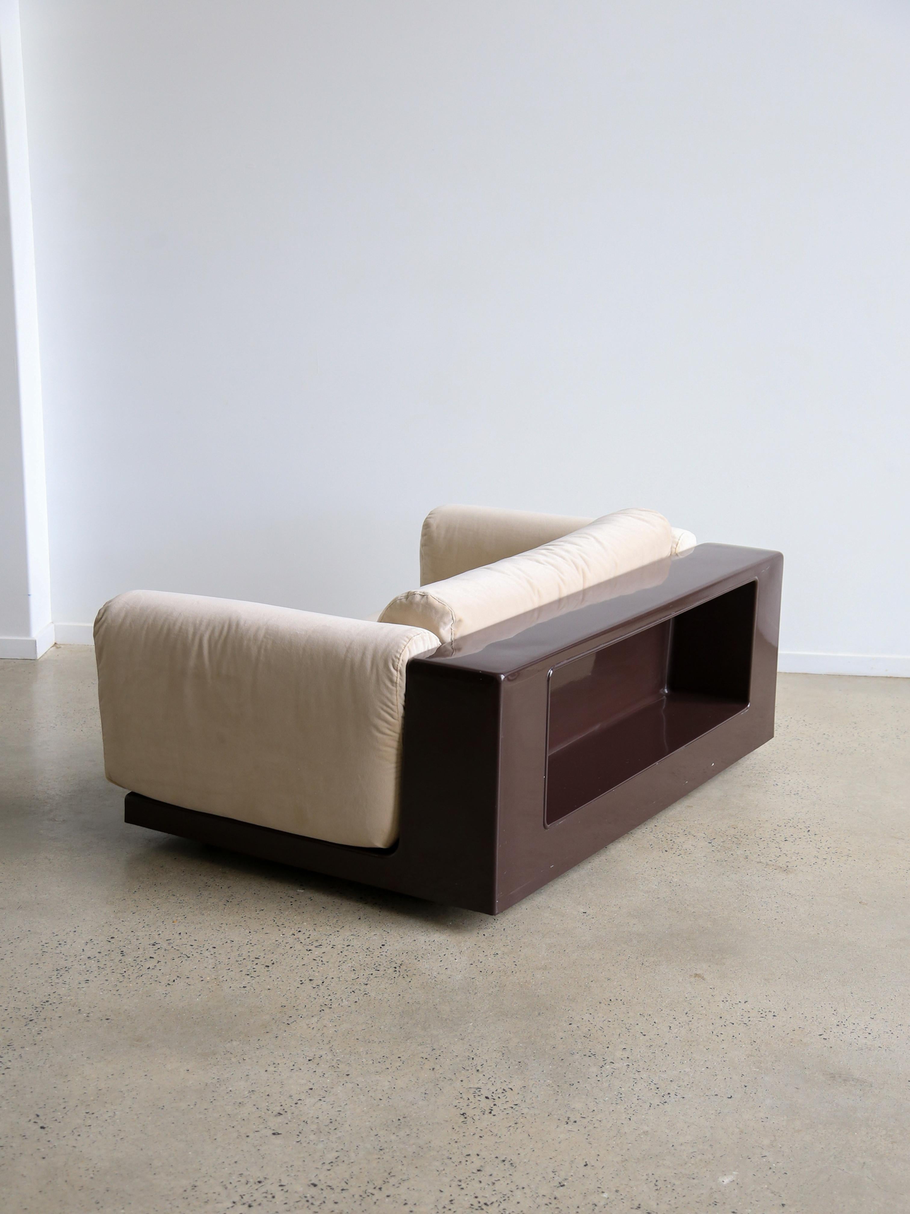 Mid Century Modern Gradual Sofa mit braunem Sockel von Cini Boeri für Knoll (Moderne der Mitte des Jahrhunderts) im Angebot