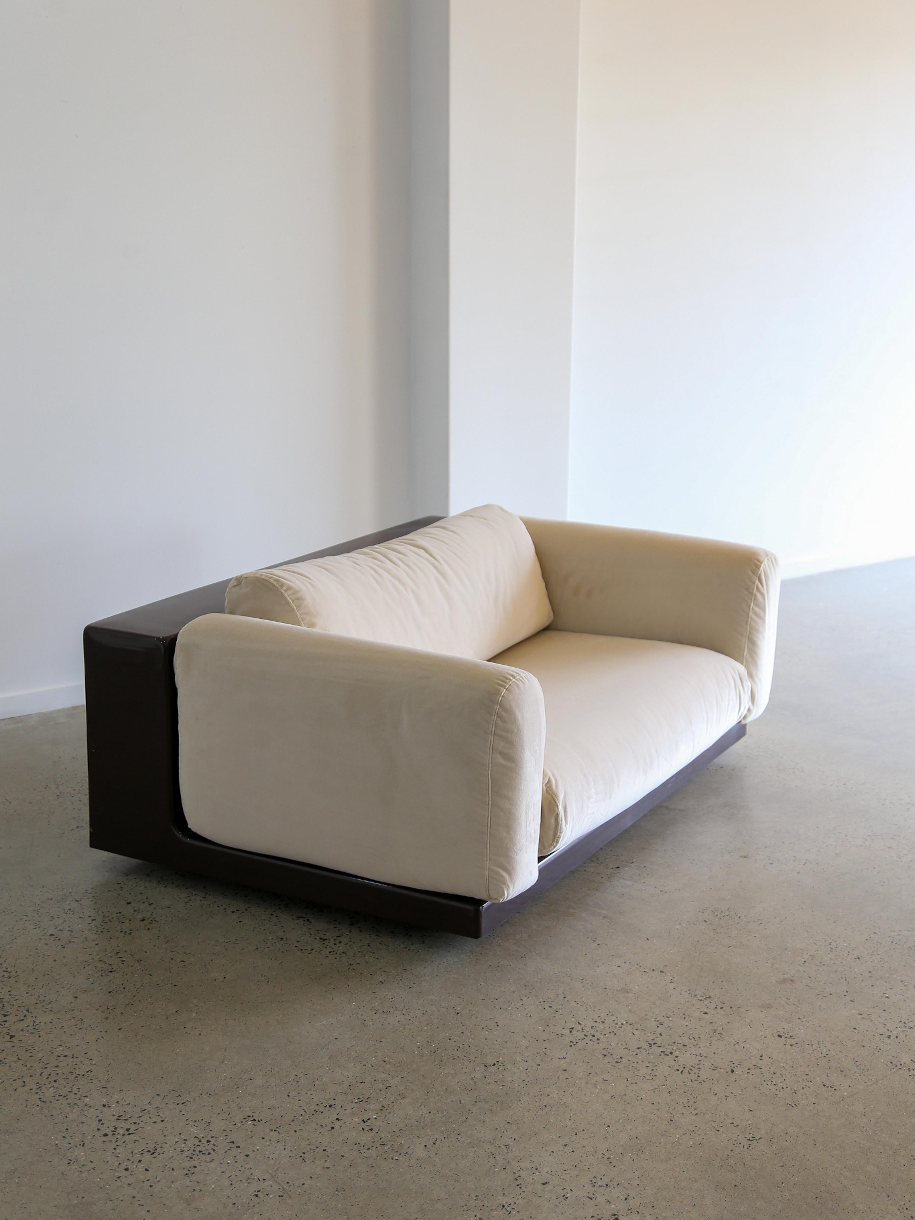 Mid Century Modern Gradual Sofa mit braunem Sockel von Cini Boeri für Knoll im Angebot 1