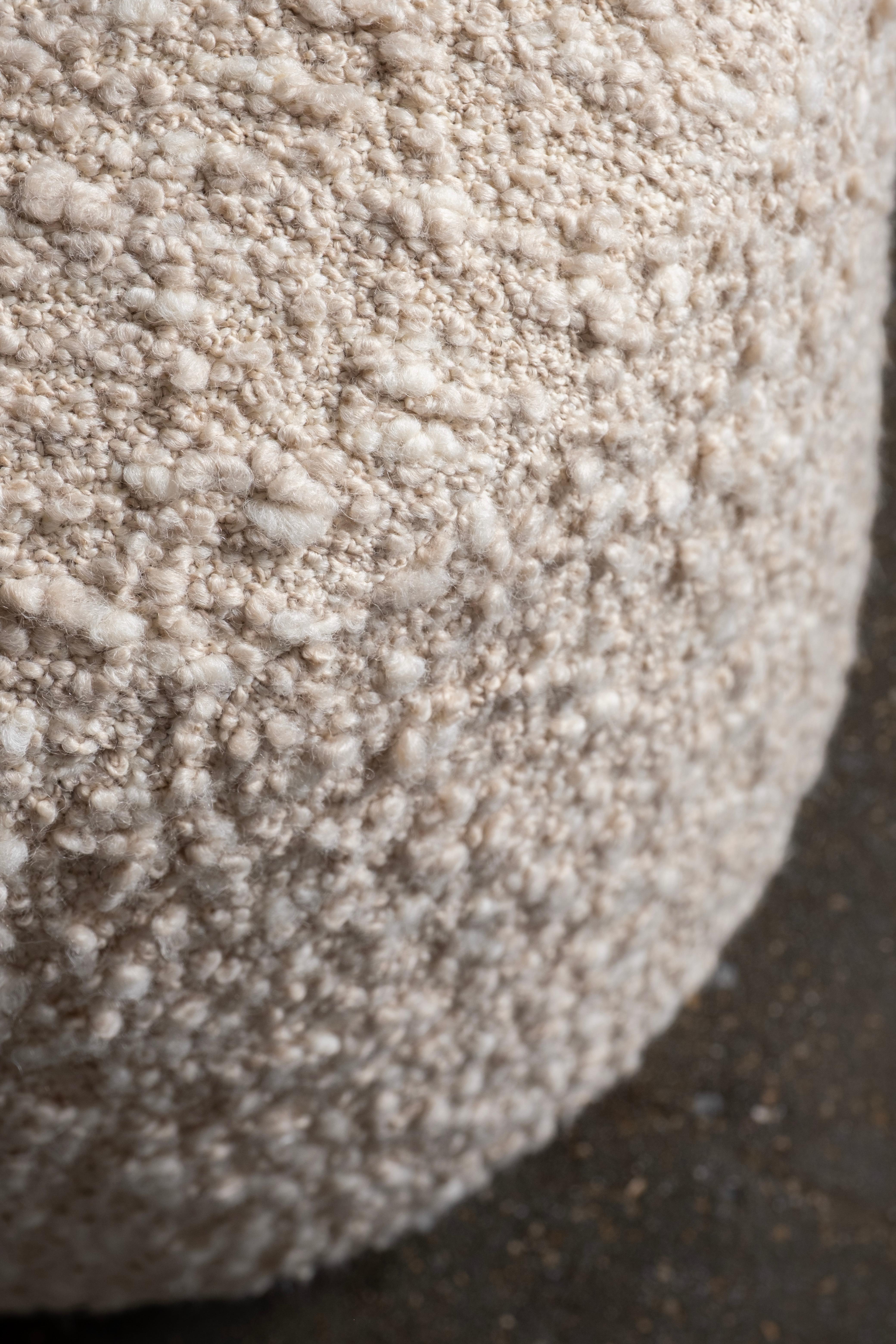 Poltrone moderne di metà secolo, girevoli, ottone, Dedar Jacquard, Greenapple in vendita 11