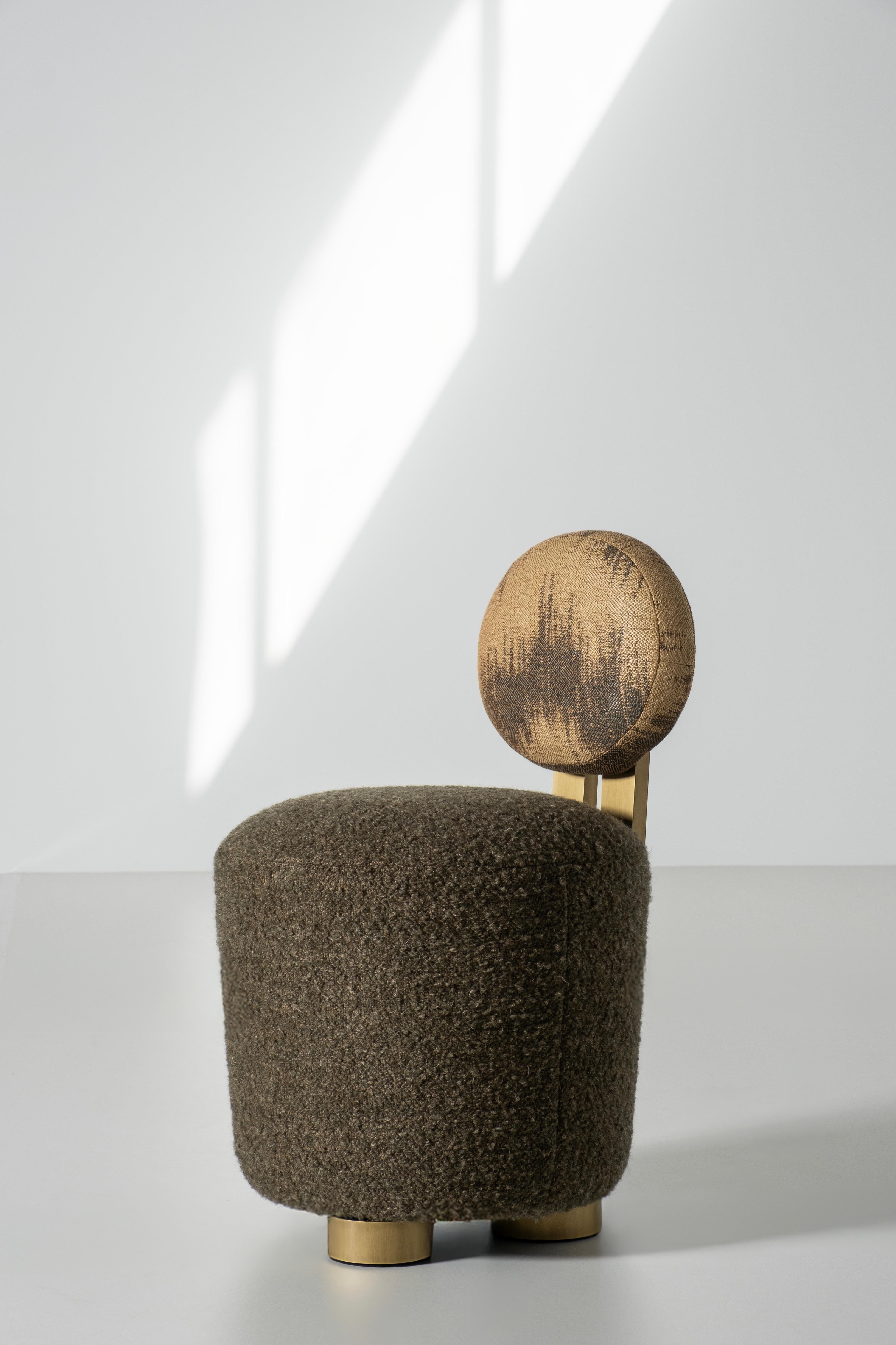 Brushed Mid-Century Modern Grand Chairs, Swivel, Brass, DEDAR Wool, Handmade Greenapple For Sale
