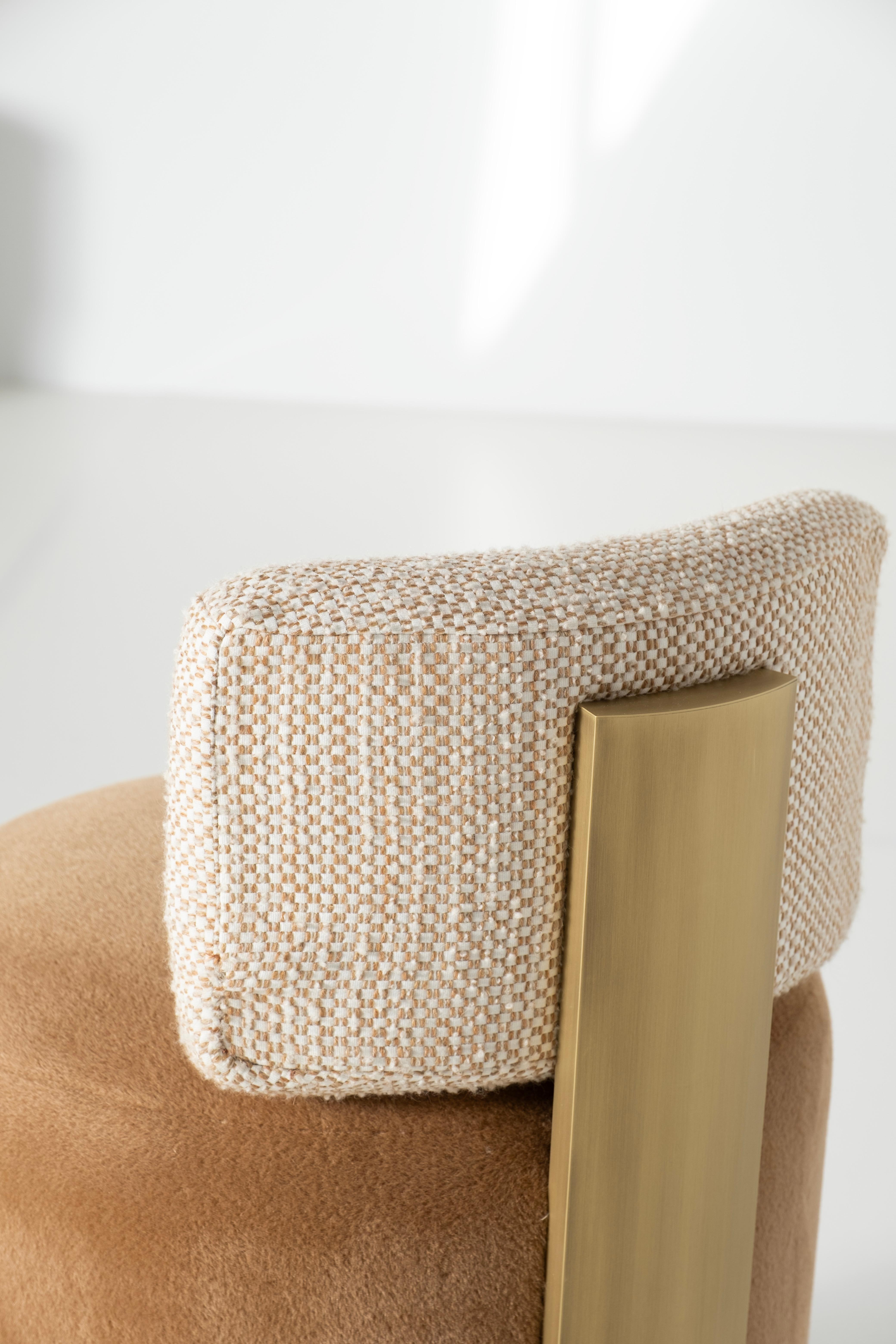 Mid-Century Modern Grand Chairs, Swivel, Brass, DEDAR Wool, Handmade Greenapple For Sale 1