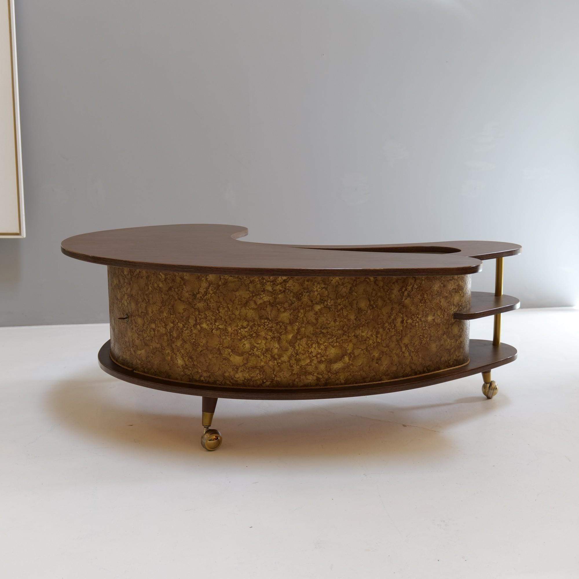 Mid Century modern - Grand Server boomerang bar from the 1960s, USA 4