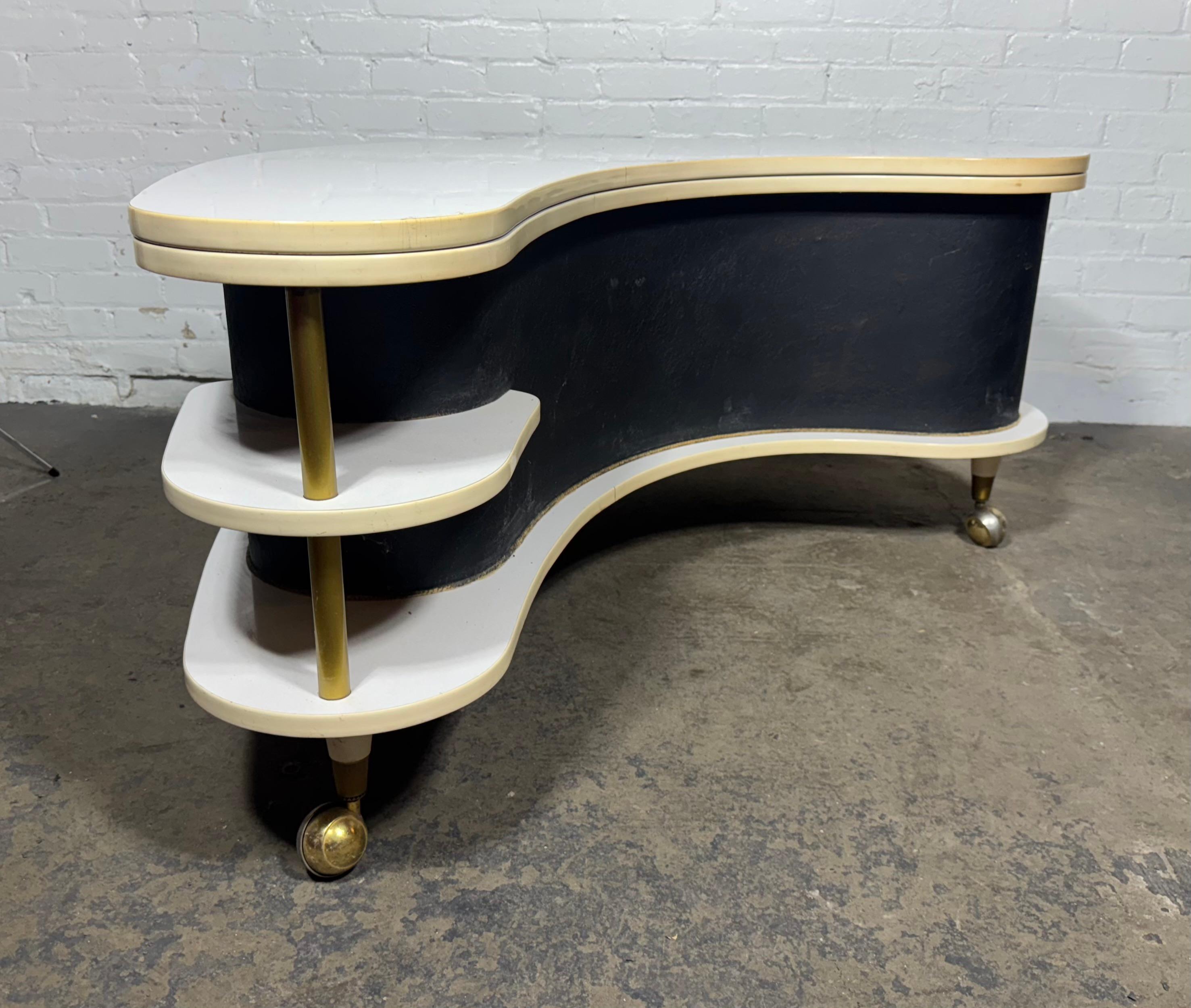 Mid Century modern - Grand Server boomerang bar /table 1960s, NYC Worlds Fair en venta 4