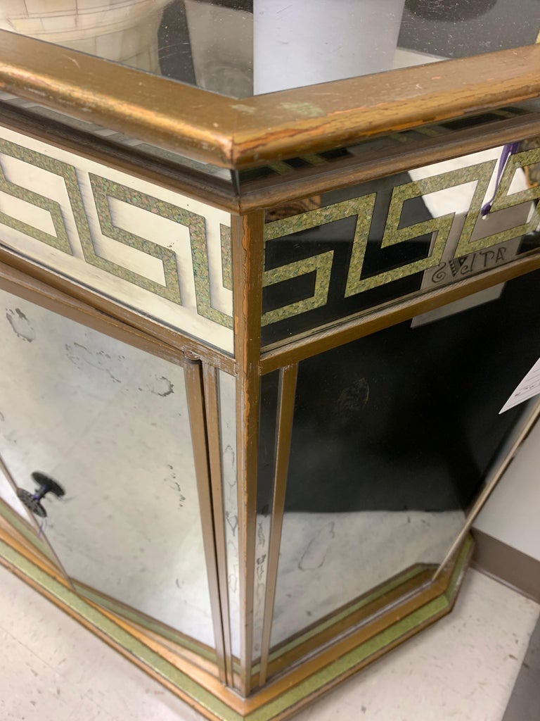 Mid-Century Modern Greek Key Design Mirrored Bar or Serving Cabinet For Sale 15