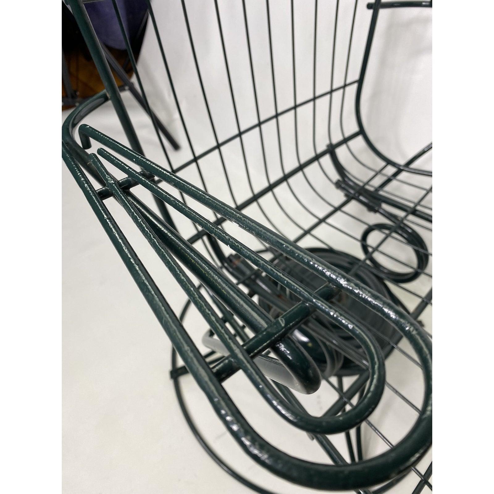 American Mid-Century Modern Green Cast Iron Homecrest Wire Lounge Chairs, a Pair