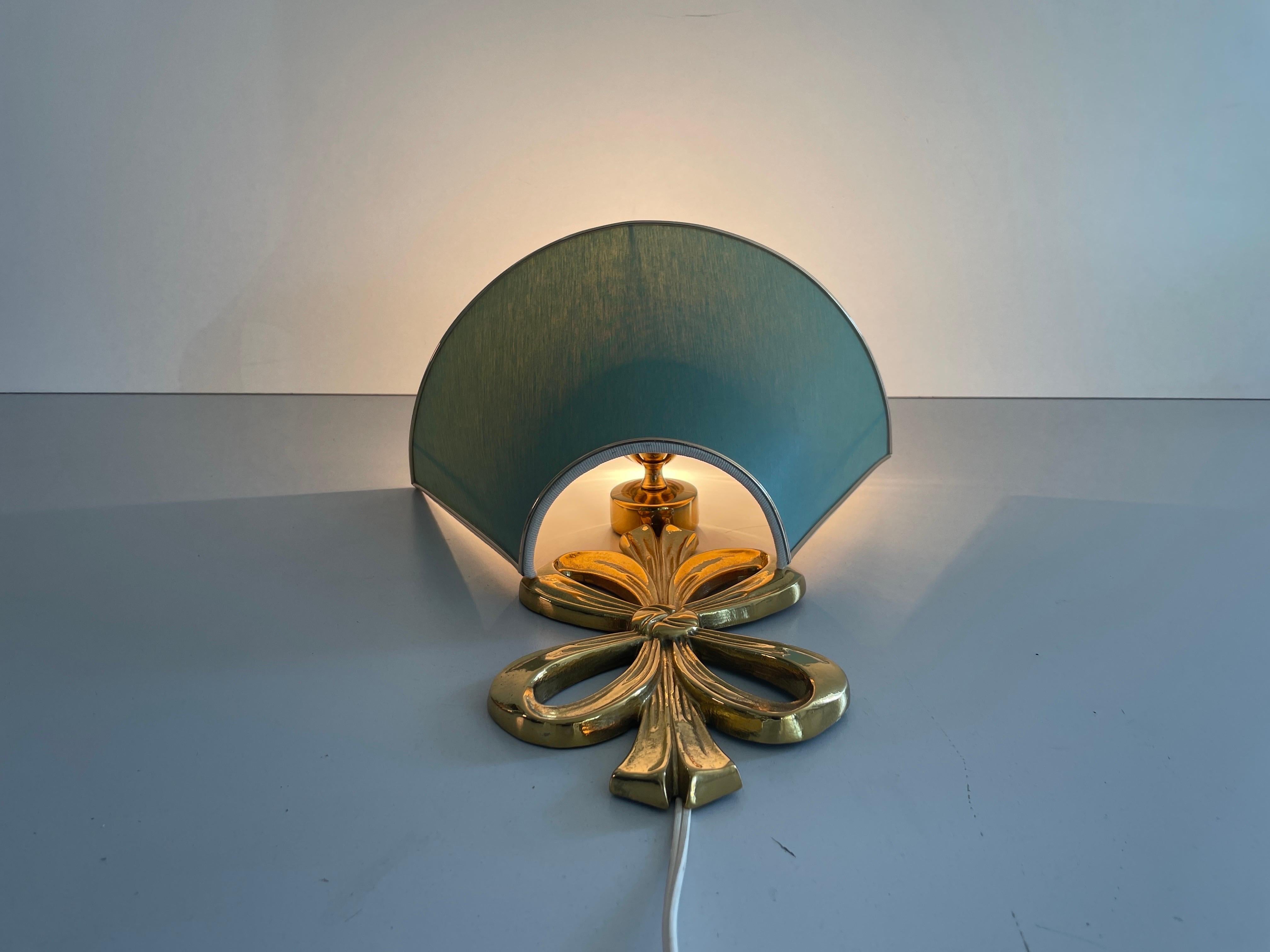 Scontrino singolo in ottone e paralume in tessuto verde, 1960, Italia in vendita 4