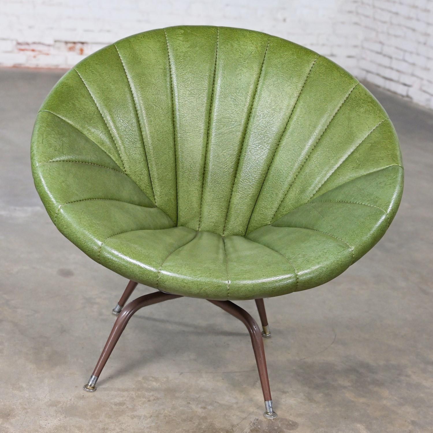 Mid Century Modern Green Faux Leather Tub or Saucer Swivel Chair with Metal Base 13