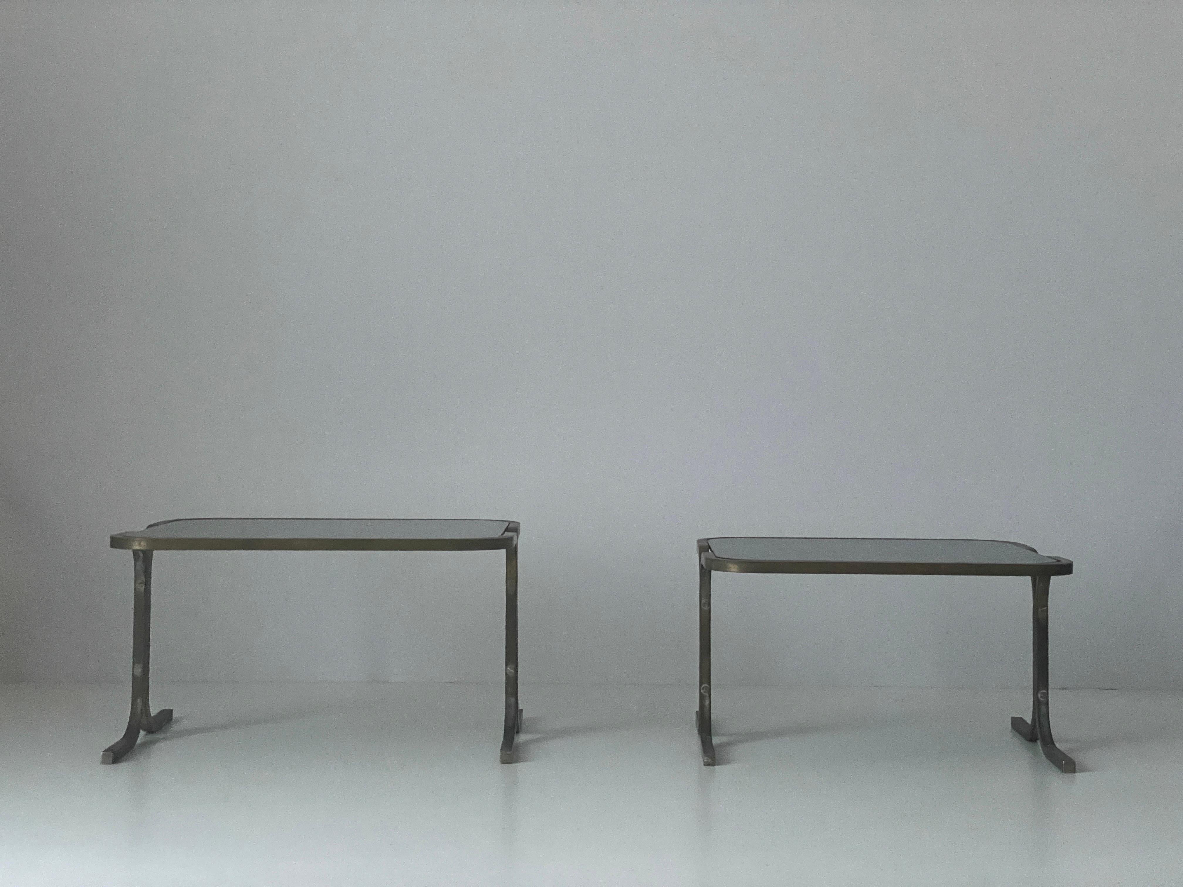 Paire de tables d'appoint en laiton et plateau de verre vert, The Moderns Modernity, années 1950, Italie en vente 12