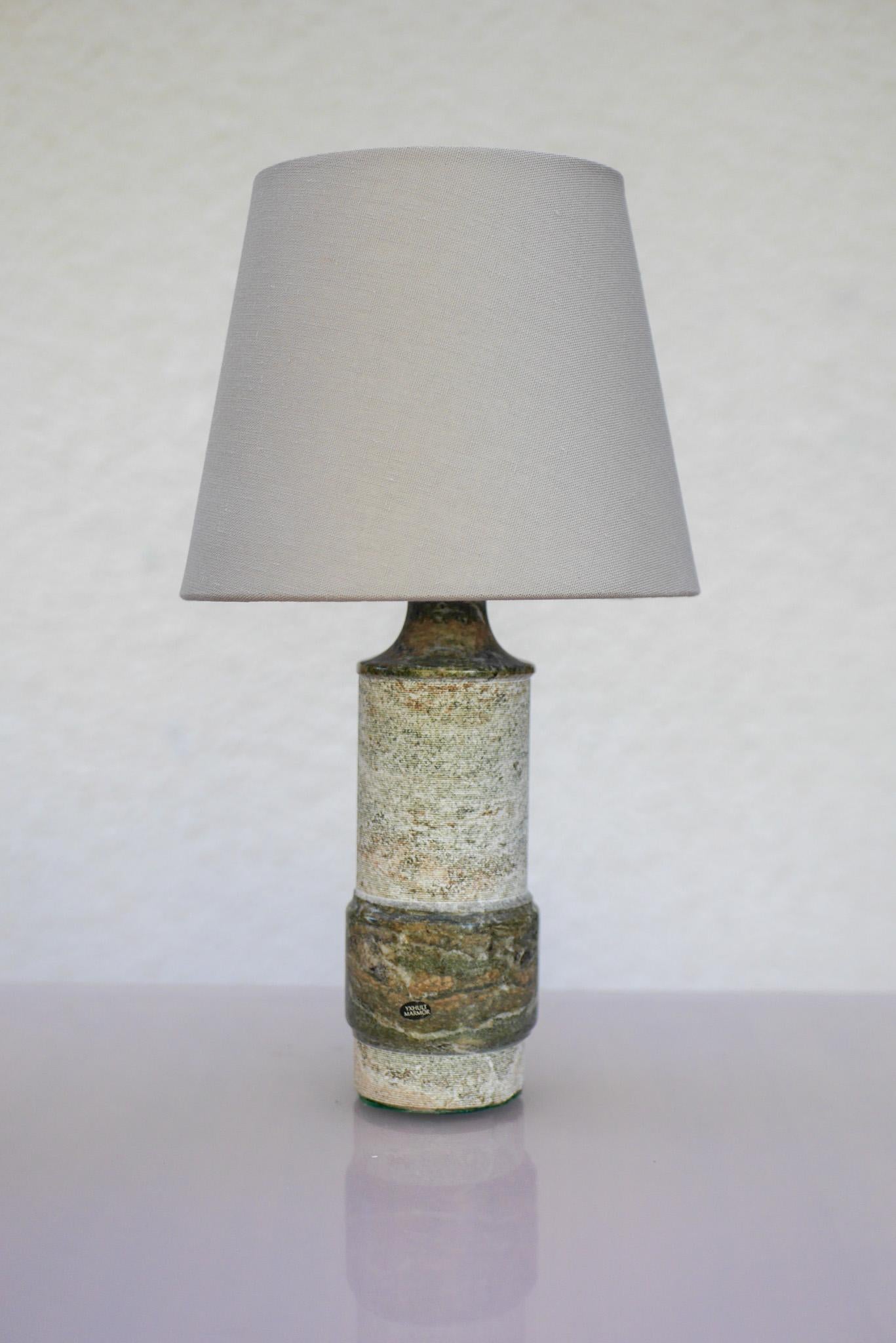 Lampada moderna di metà secolo in marmo Greene & Greene di Yxhult Kolmården, Svezia. in vendita 2
