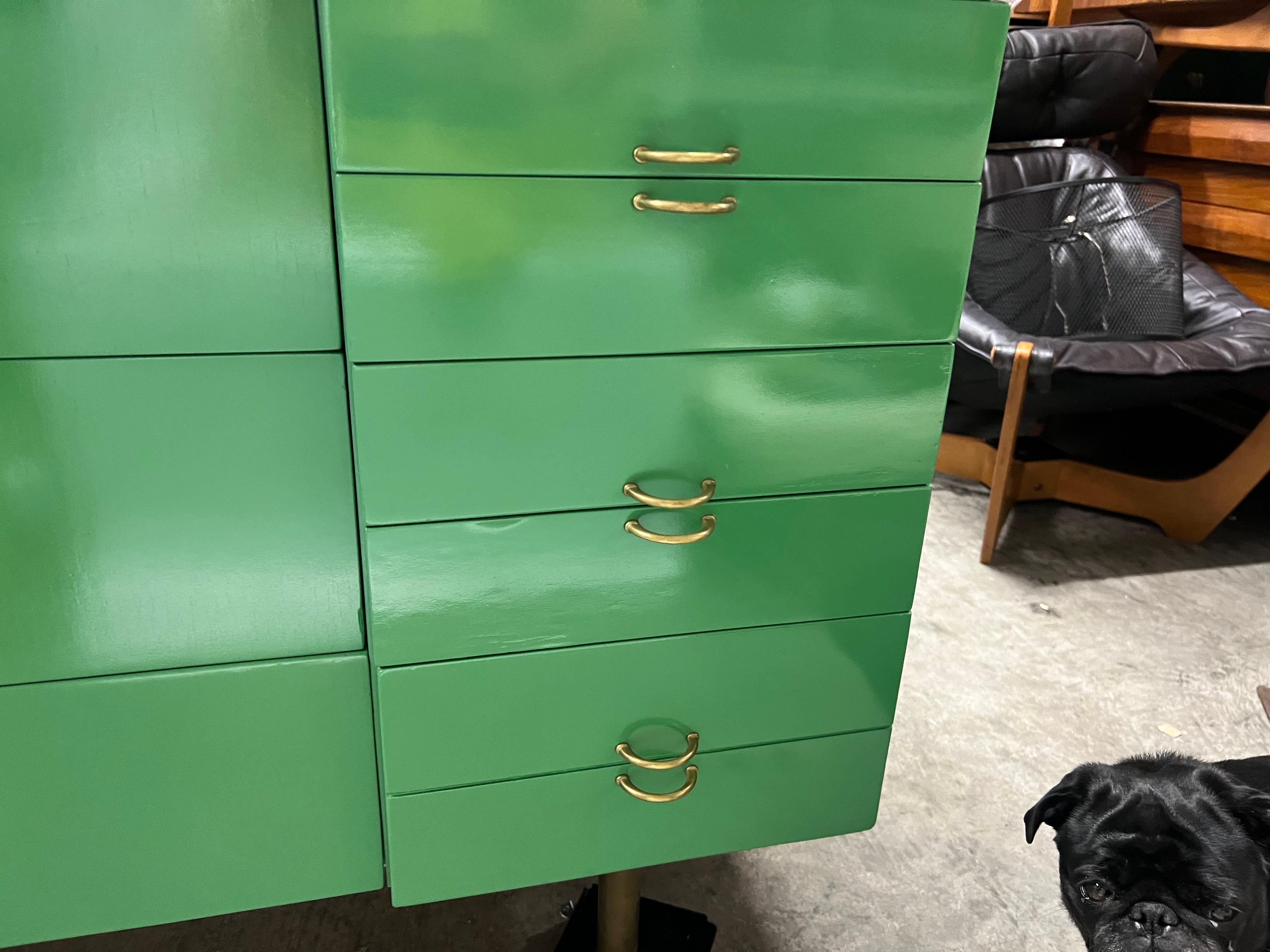 Mid-Century Modern Green Lacquered Dresser With Brass Legs 4