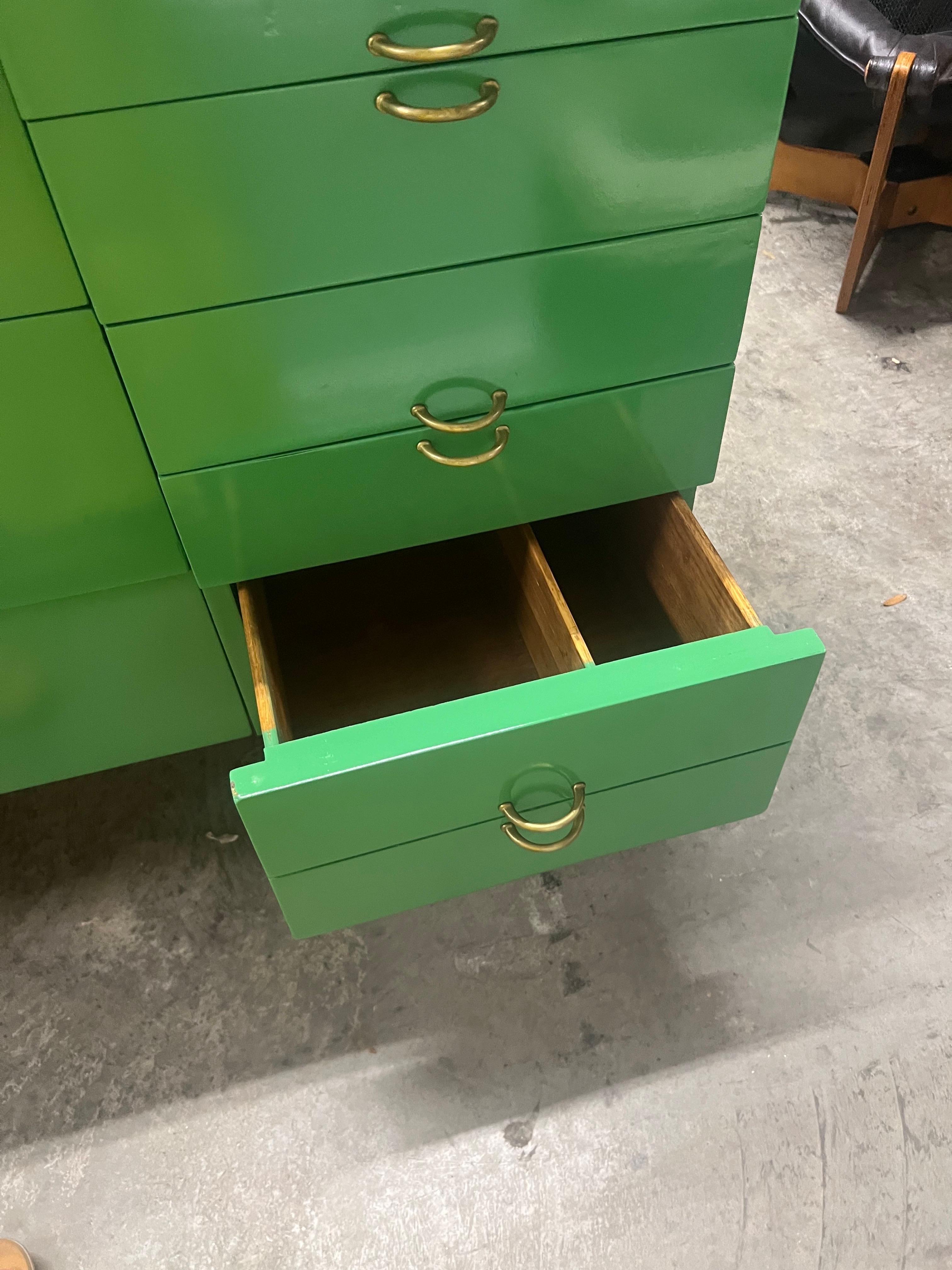 Mid-Century Modern Green Lacquered Dresser With Brass Legs 11