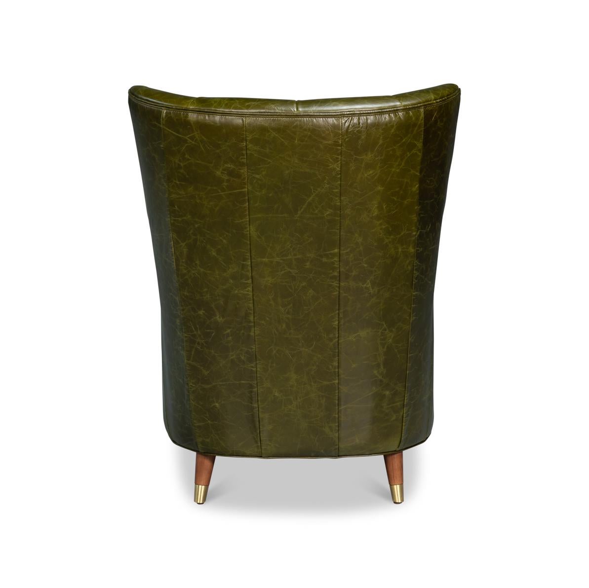 Poltrona moderna di metà secolo in pelle Greene & Greene In condizioni Nuovo in vendita a Westwood, NJ