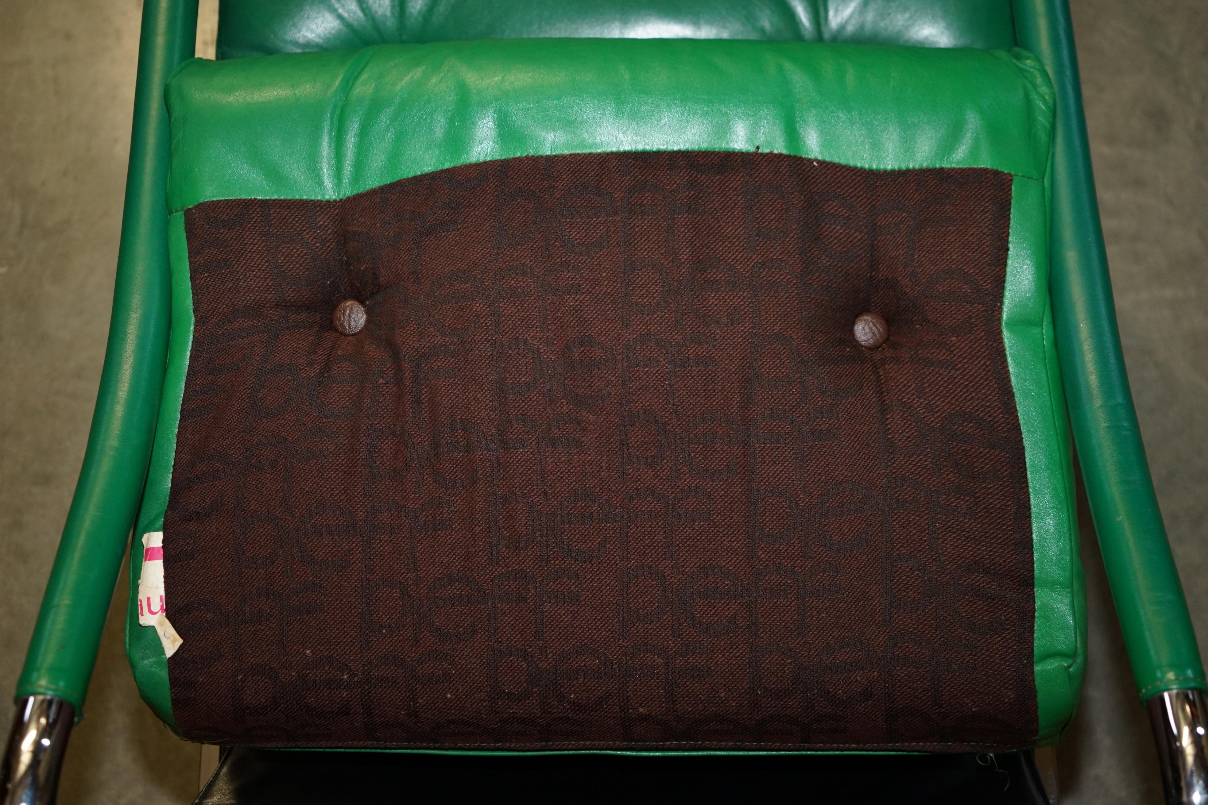 MID CENTURY MODERN GREEN LEATHER PAIR OF TIM BATES BETA ARMCHAiRS BY PIEFF 2
