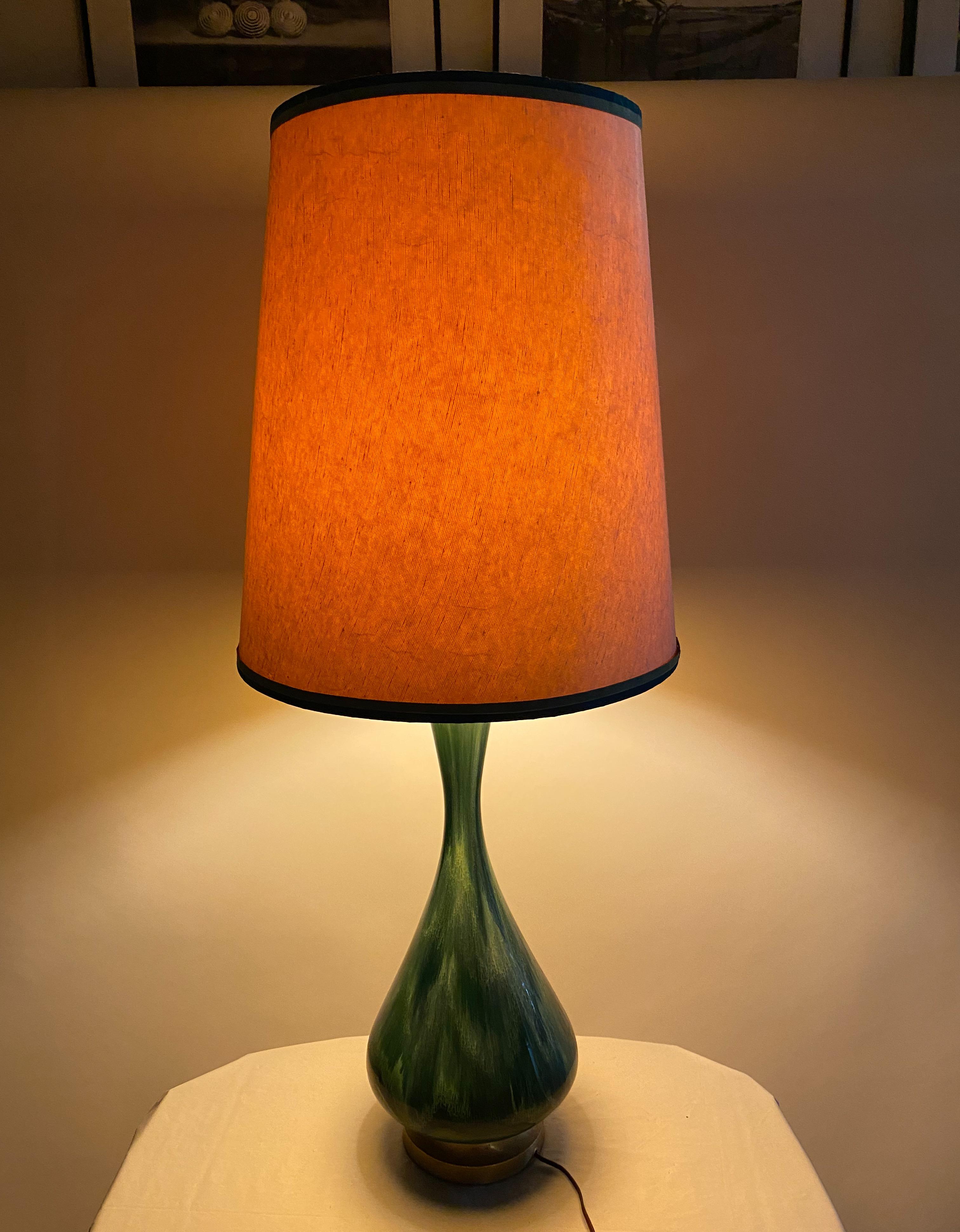 Moderne Mid-Century Modern-Tischlampe aus grünem Malachit im Angebot 6