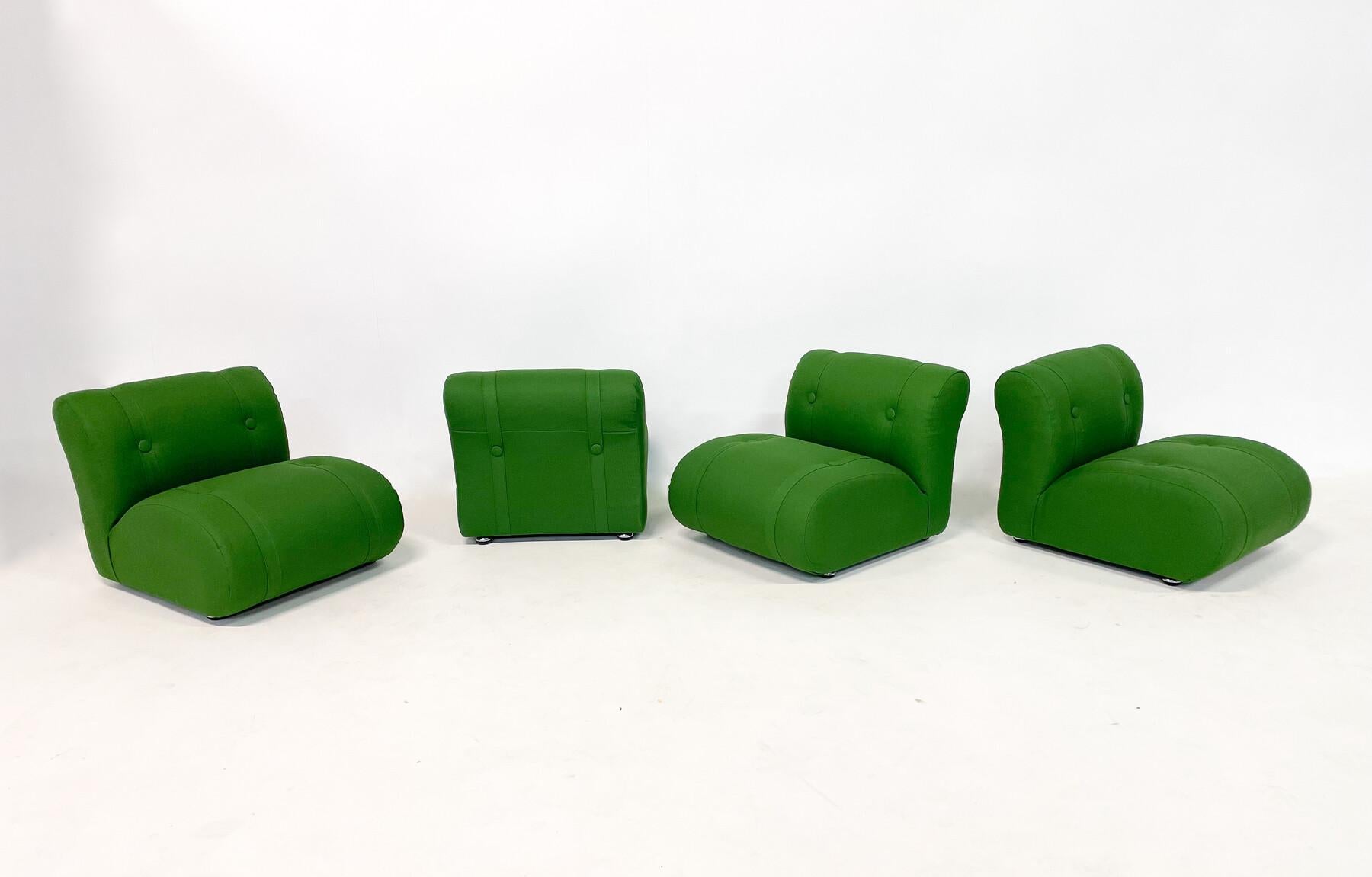 Mid-Century Modern Green Modular sofa by Doimo Salotti, Italy, 1970s  In Good Condition For Sale In Brussels, BE