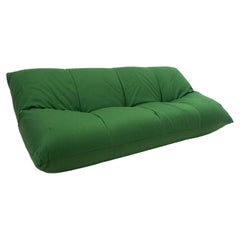 Mid-Century Modern Green Papillon Sofa by Giovannetti, Italy, 1970s